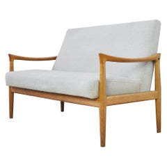 Scandinavian Modern Sofa by Fritz Hansen, 1960s