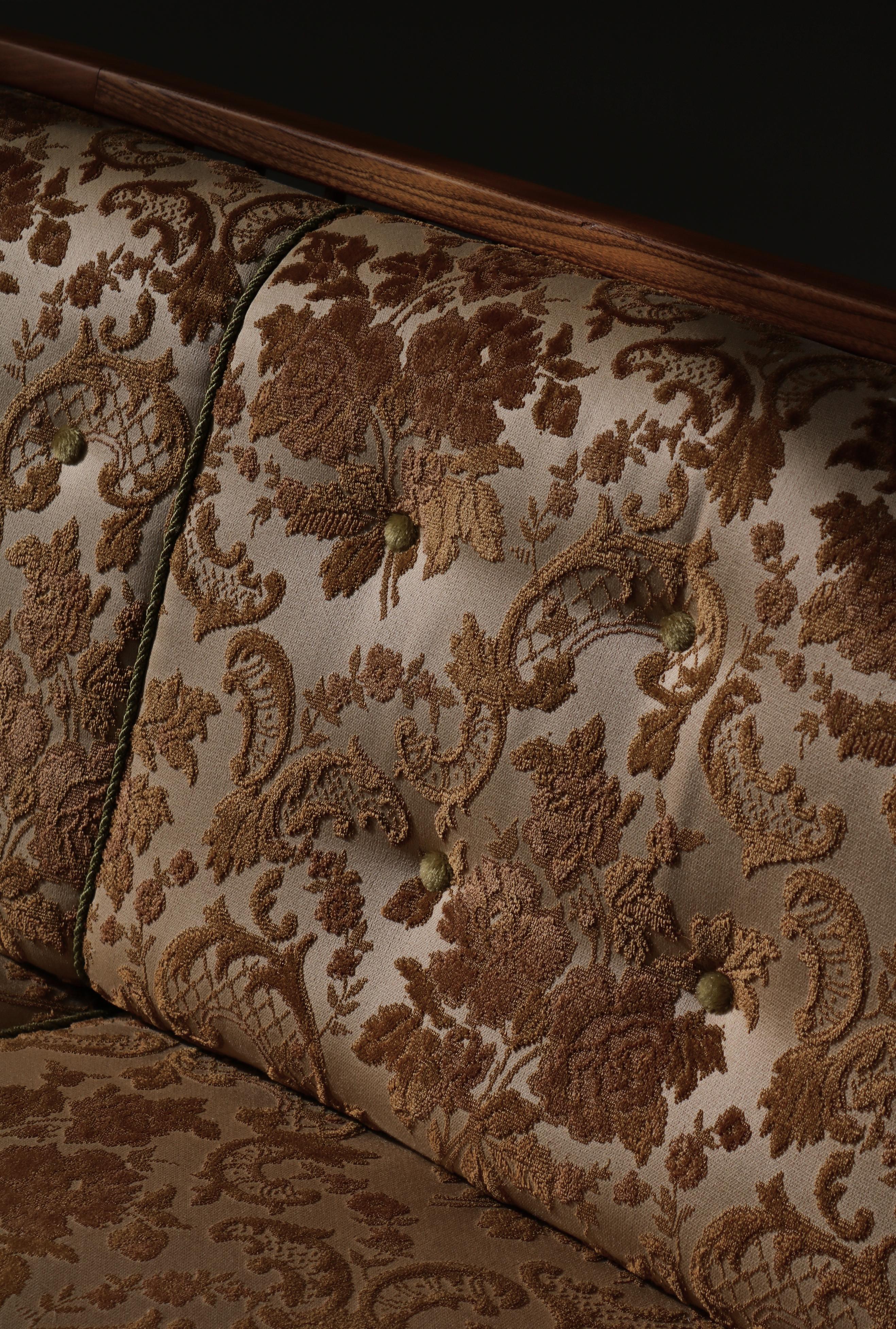 Scandinavian Modern Sofa Model 