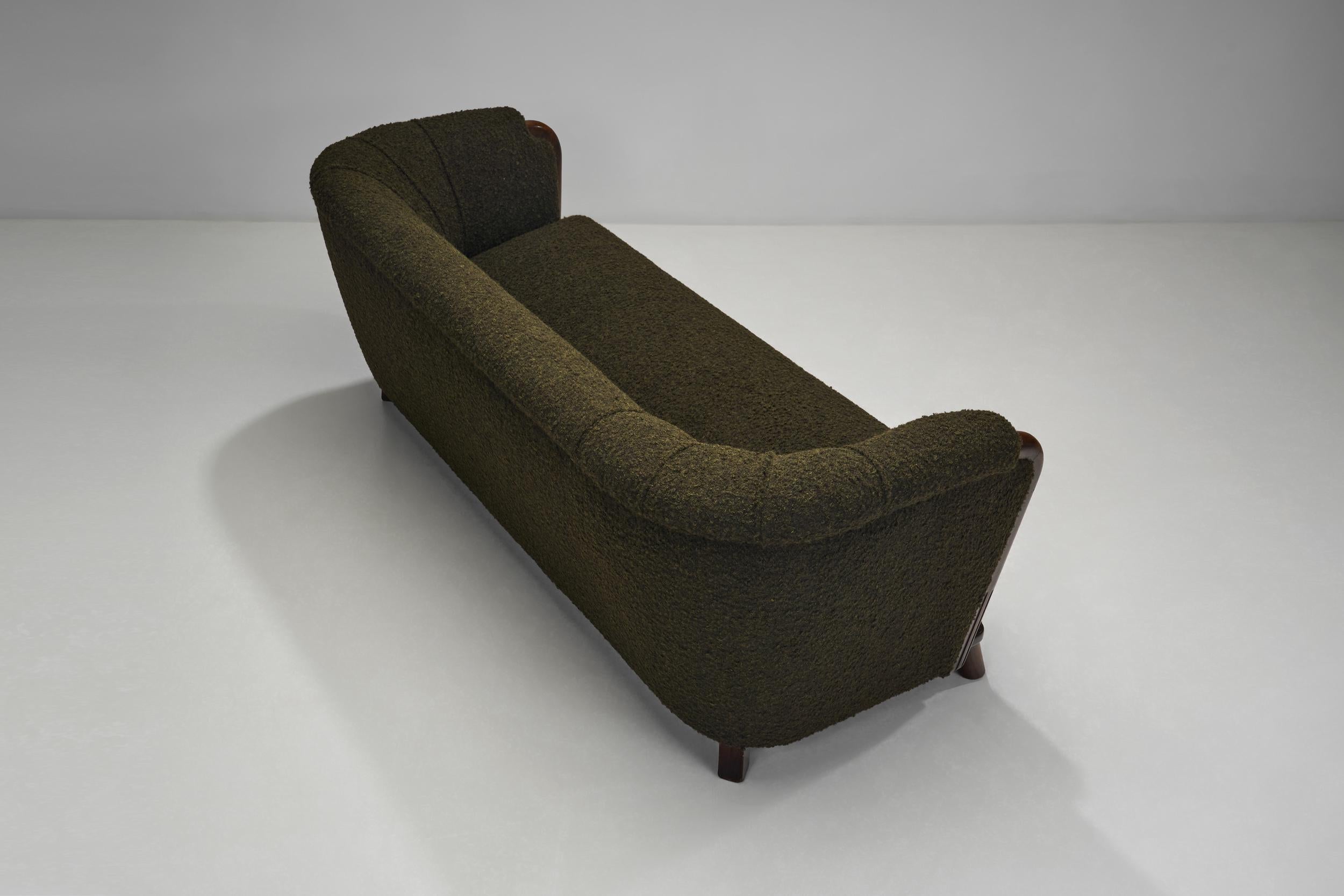 Milieu du XXe siècle Canapé scandinave moderne avec tapisserie vert foncé, Scandinavie des années 1940 en vente