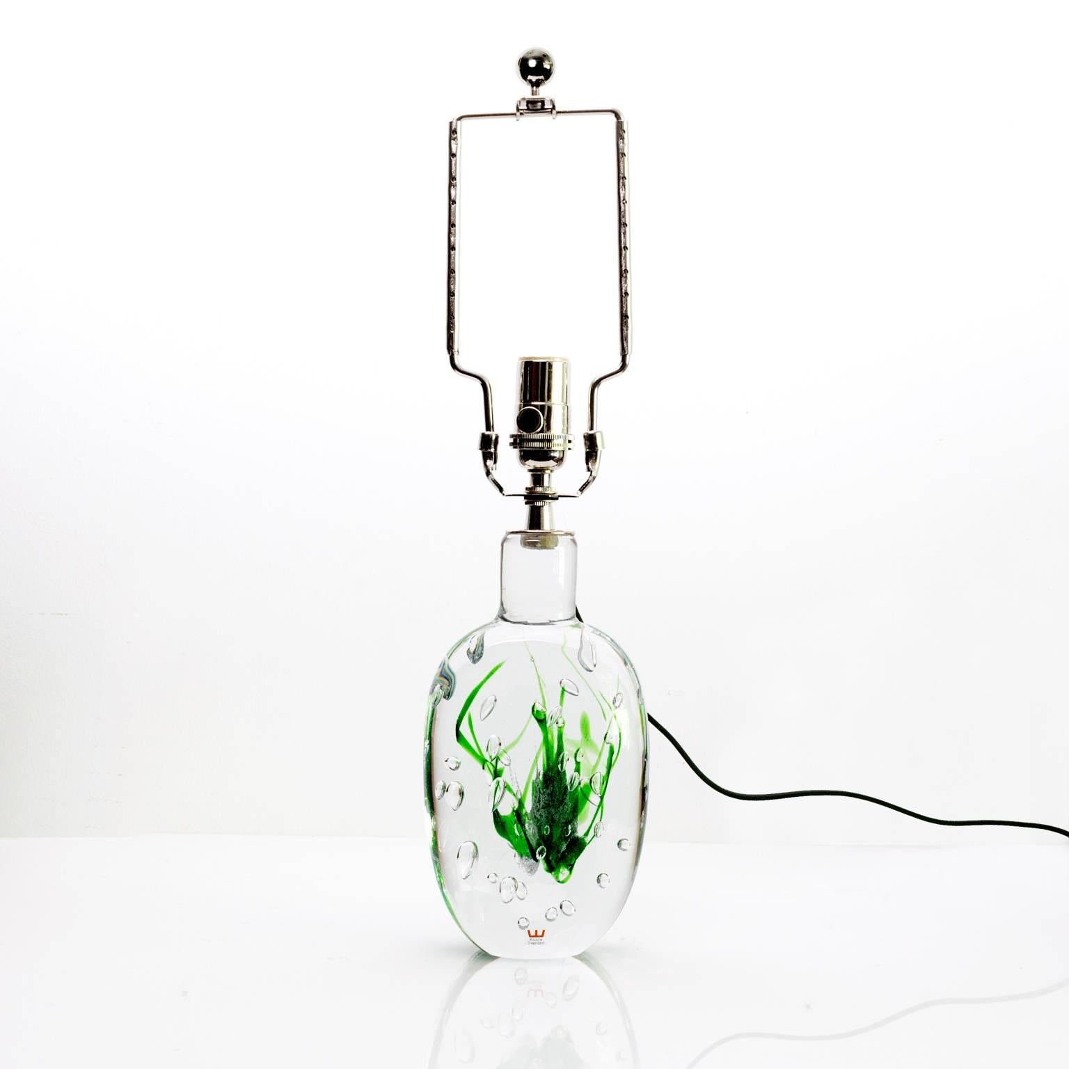 Lampes scandinaves modernes en cristal massif de Vicke Lindstrand pour Kosta Excellent état - En vente à New York, NY
