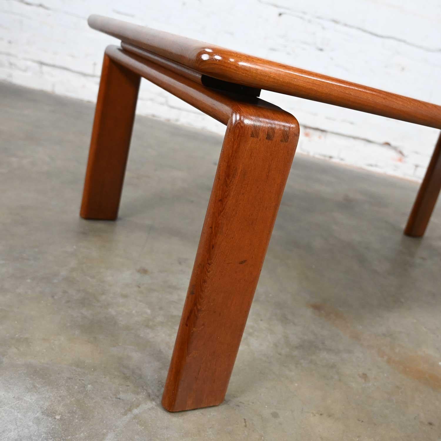 Table basse rectangulaire en teck massif de style scandinave moderne de Westnofa, Norvège en vente 6
