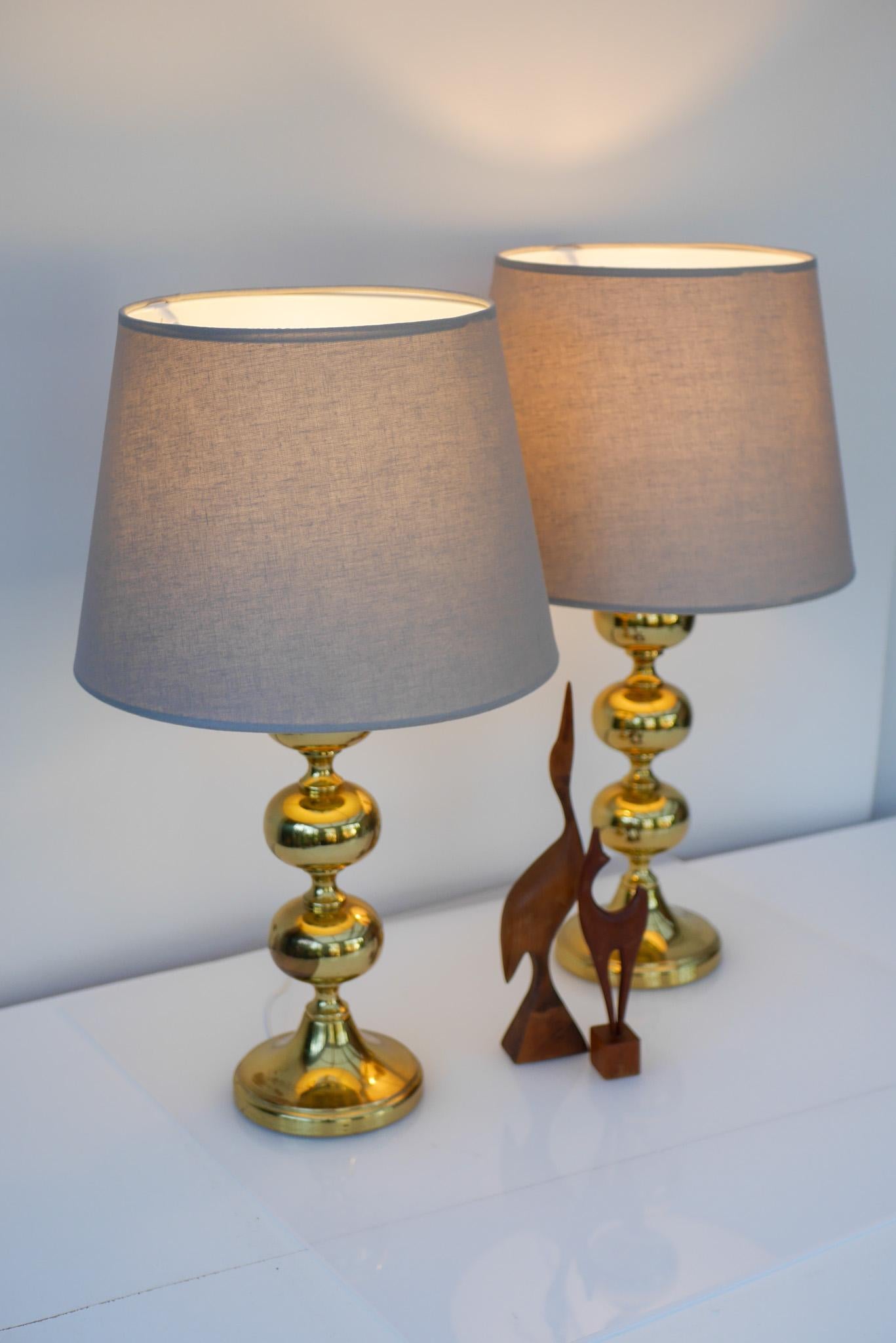 Laiton Lampes de bureau scandinaves modernes de l'ère spatiale de Nafa, Nybro, Suède en vente