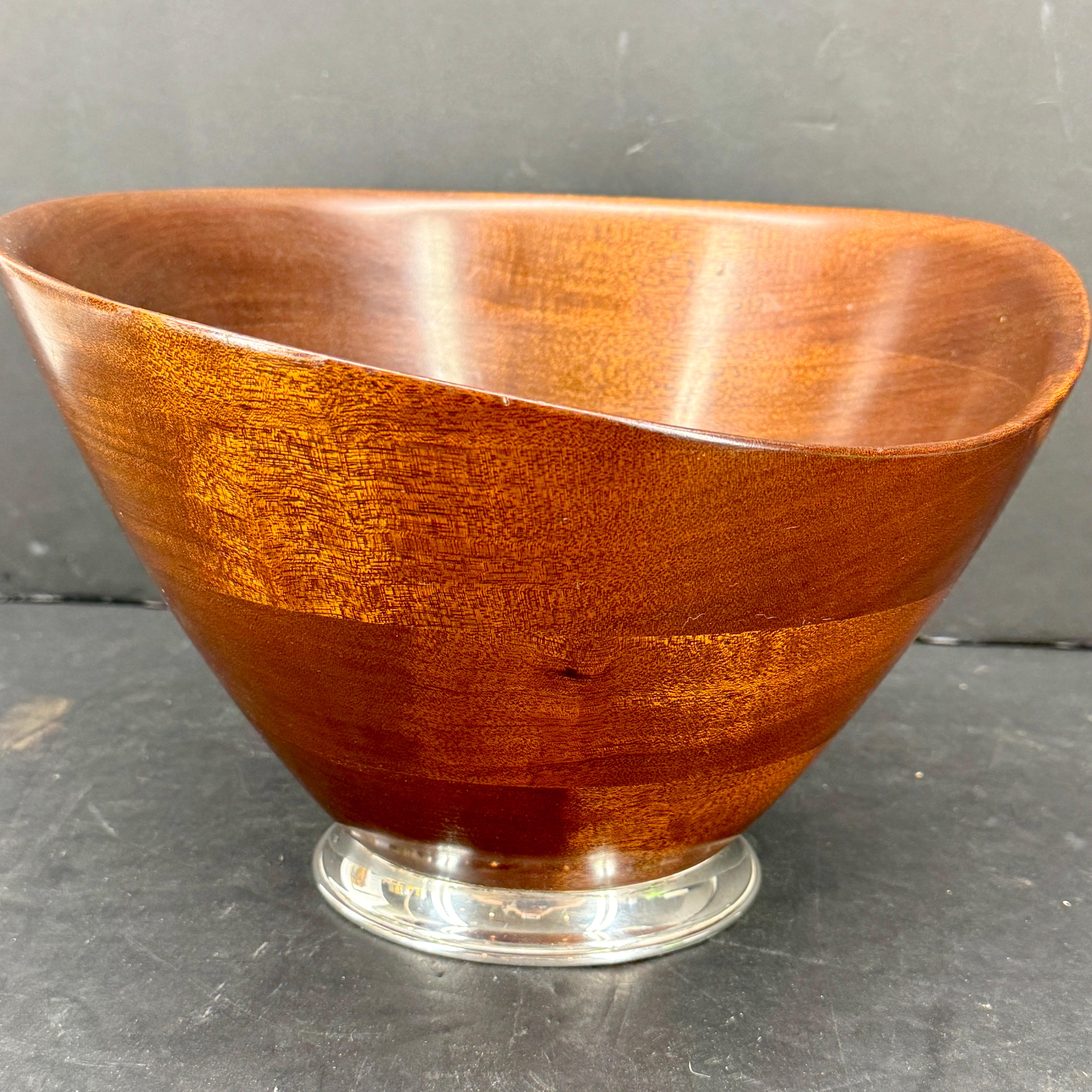 Fait main Bol scandinave moderne en argent sterling et bois d'acajou en vente