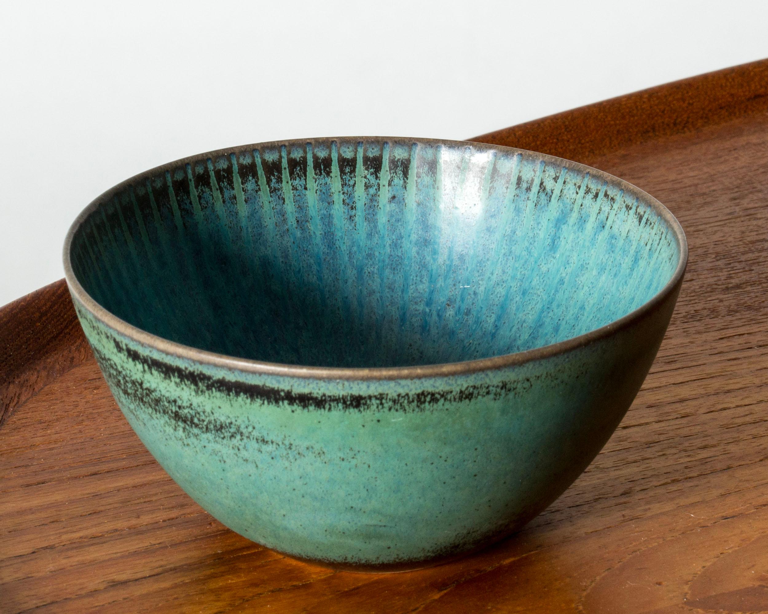 Scandinavo moderno Scandinavian Modern Stoneware bowl by Stig Lindberg, Gustavsberg, Sweden, 1950s in vendita