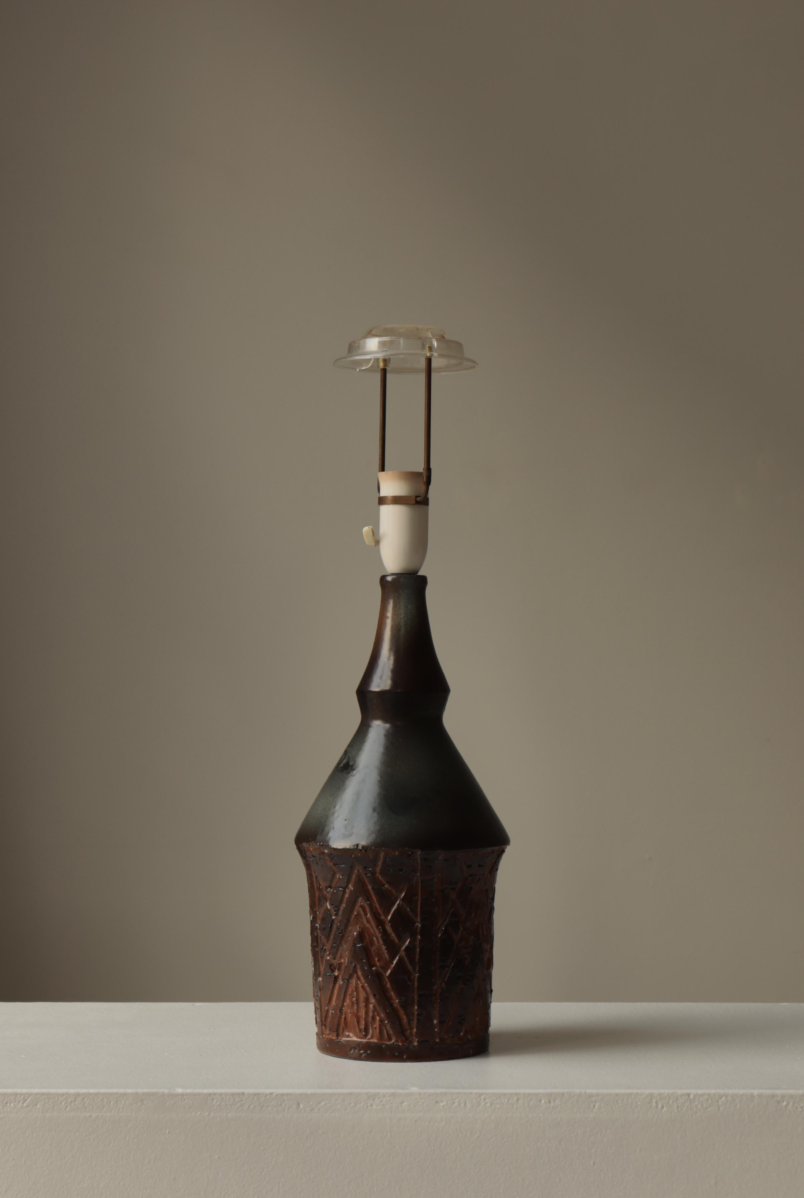 The Modern Scandinavian Stoneware Brutalist Table Lamp by Sejer, Denmark, 1960s en vente 5