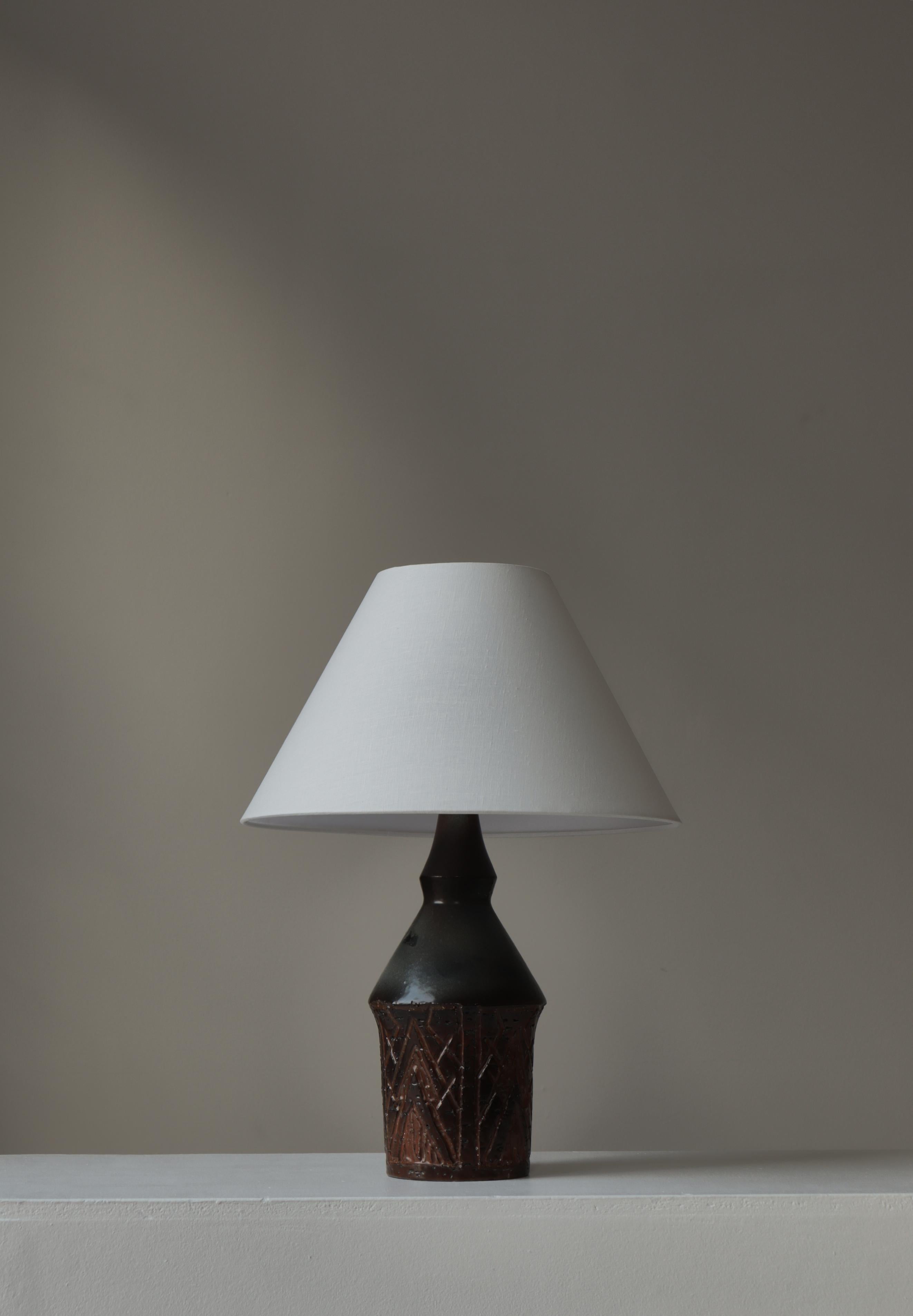 Scandinave moderne The Modern Scandinavian Stoneware Brutalist Table Lamp by Sejer, Denmark, 1960s en vente