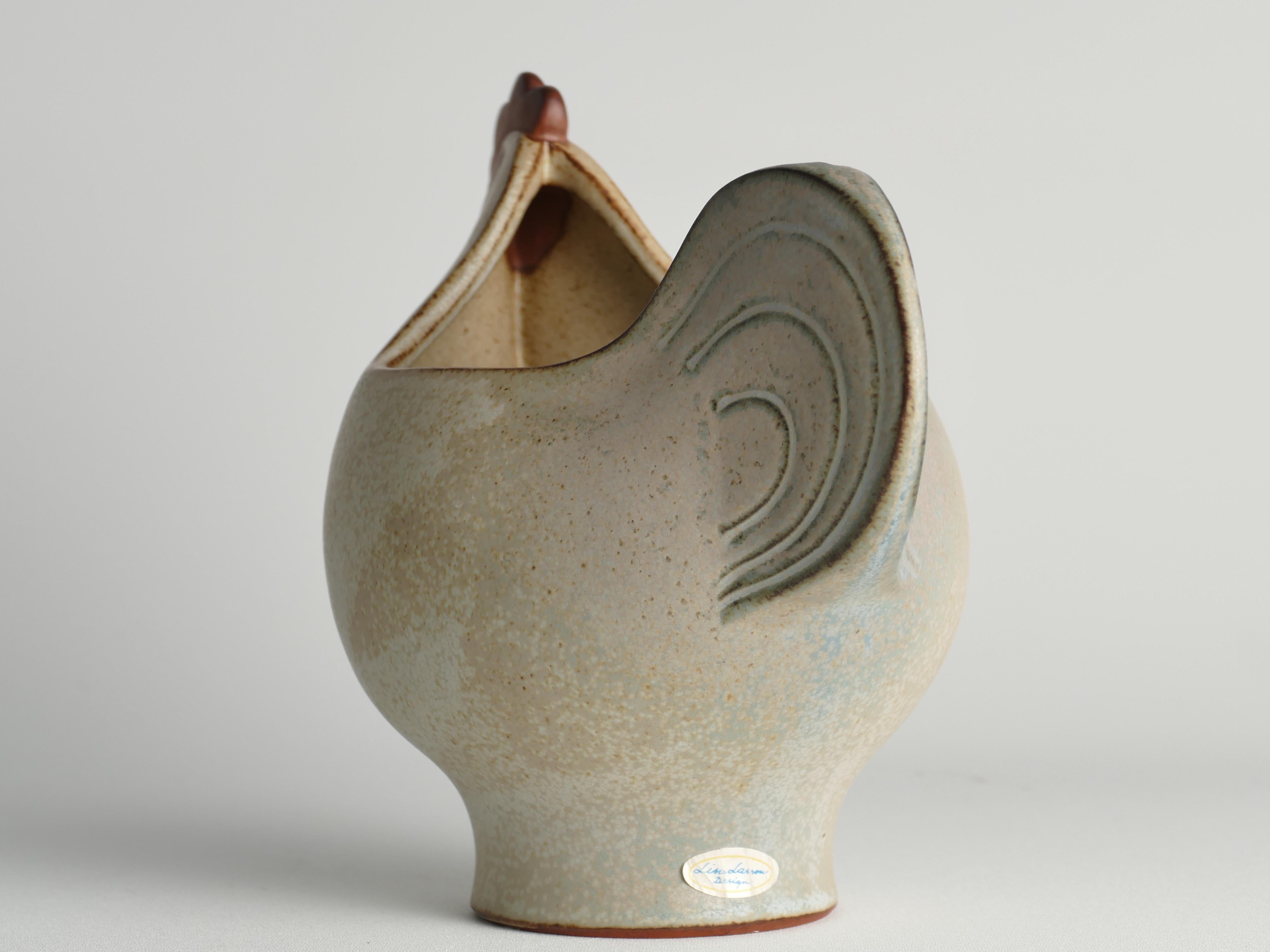 Scandinavian Modern Stoneware Easter Hen Bowl by Lisa Larson, 1982 In Good Condition In Grythyttan, SE