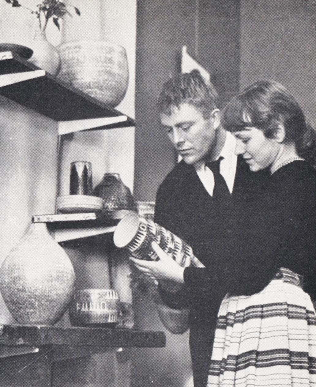 Skandinavische moderne Steingut-Tischlampe von Finn & Dagny Hald, 1950er Jahre im Angebot 3