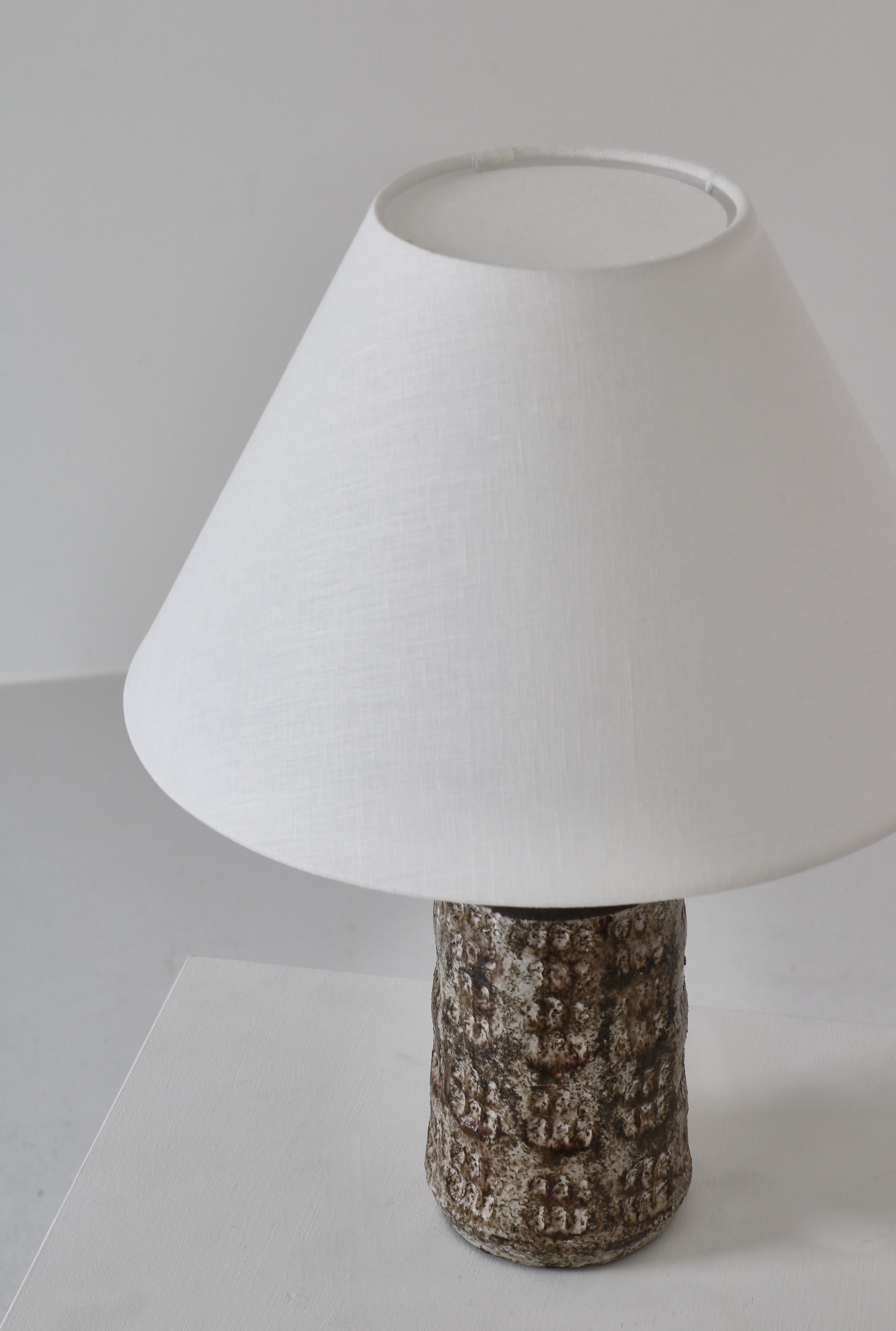 Scandinavian Modern Stoneware Table Lamp by Henri Ceramic, Denmark, 1960s In Good Condition For Sale In Odense, DK