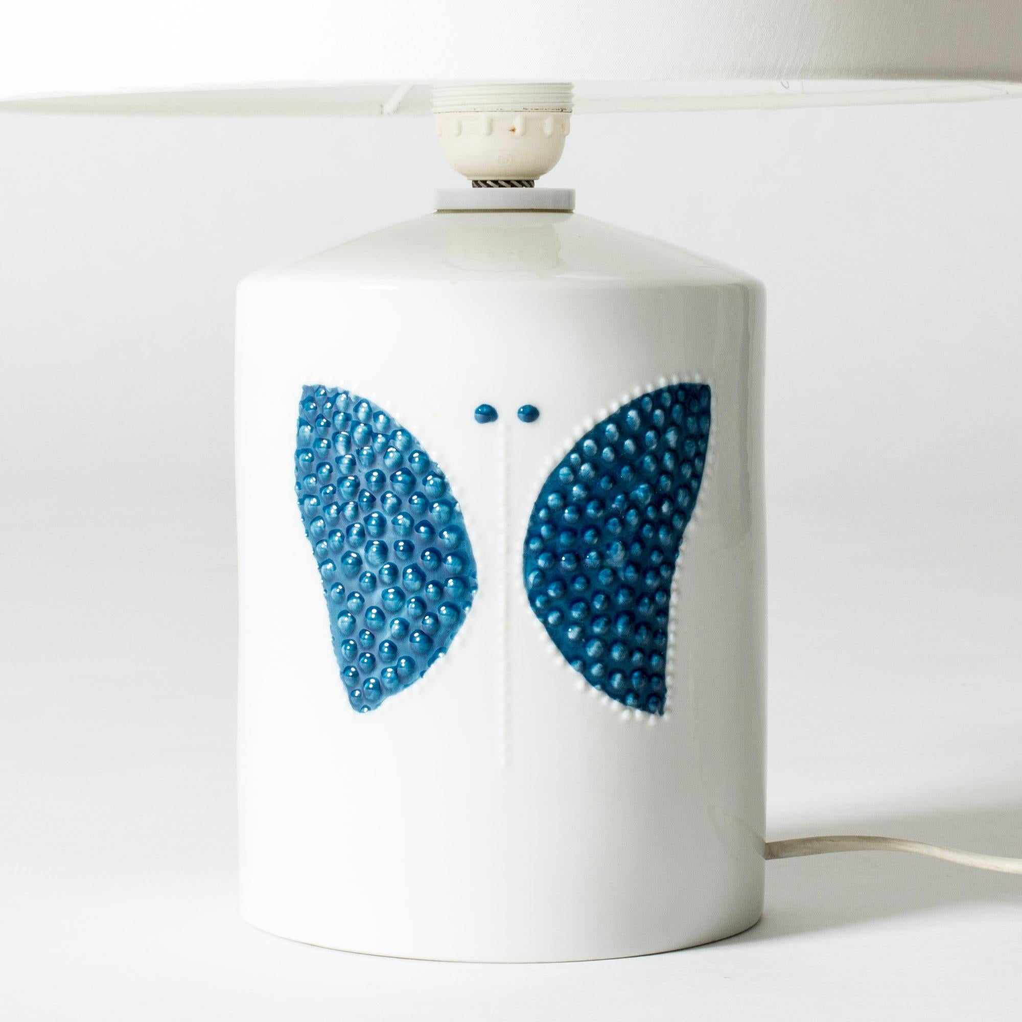 Skandinavische moderne Steingut-Tischlampe von Sylvia Leuchovius, Schweden, 1960er Jahre (Schwedisch) im Angebot