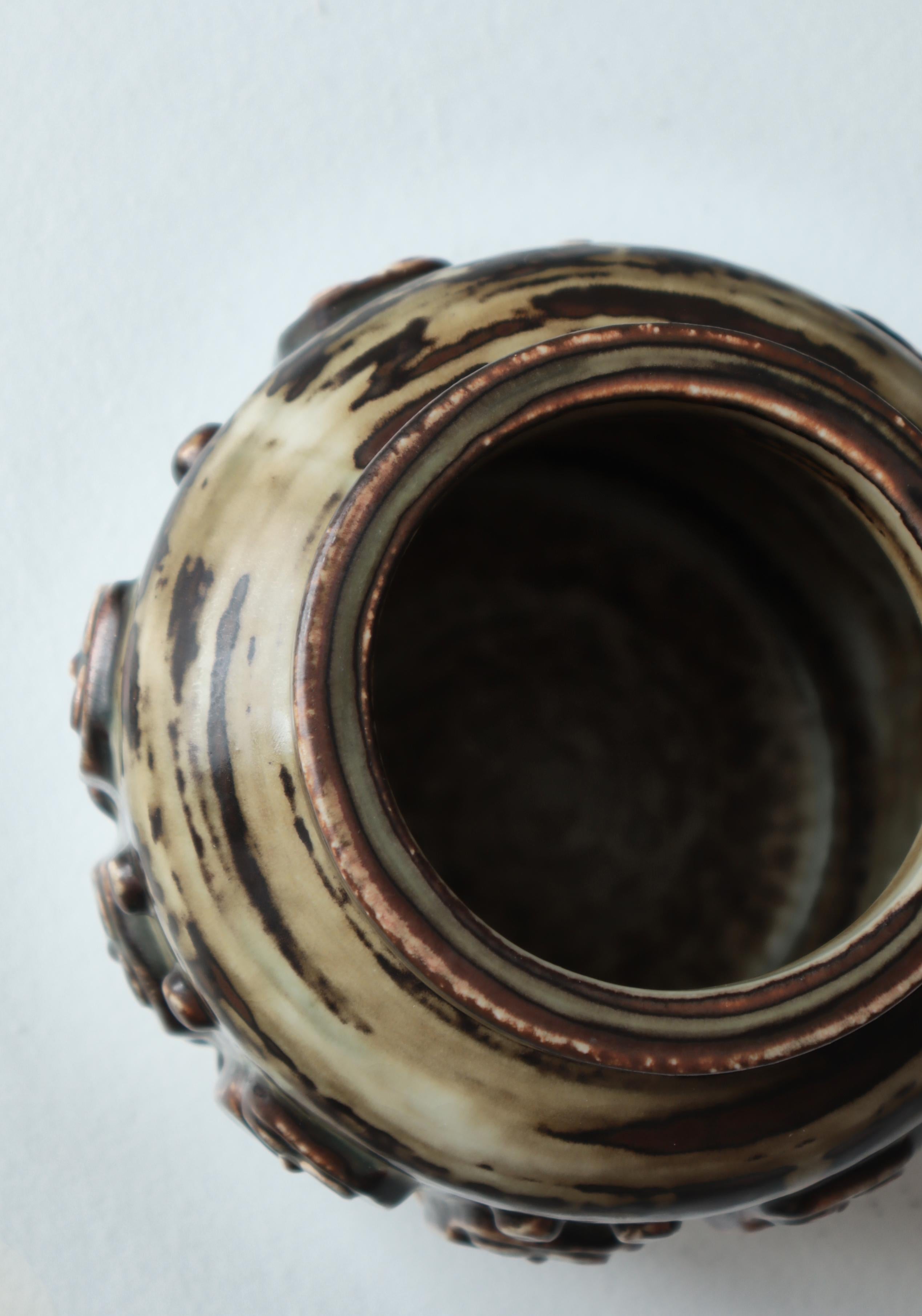 Scandinavian Stoneware Vase w. Owls by Jørgen Mogensen, Royal Copenhagen, 1960s Danés en venta