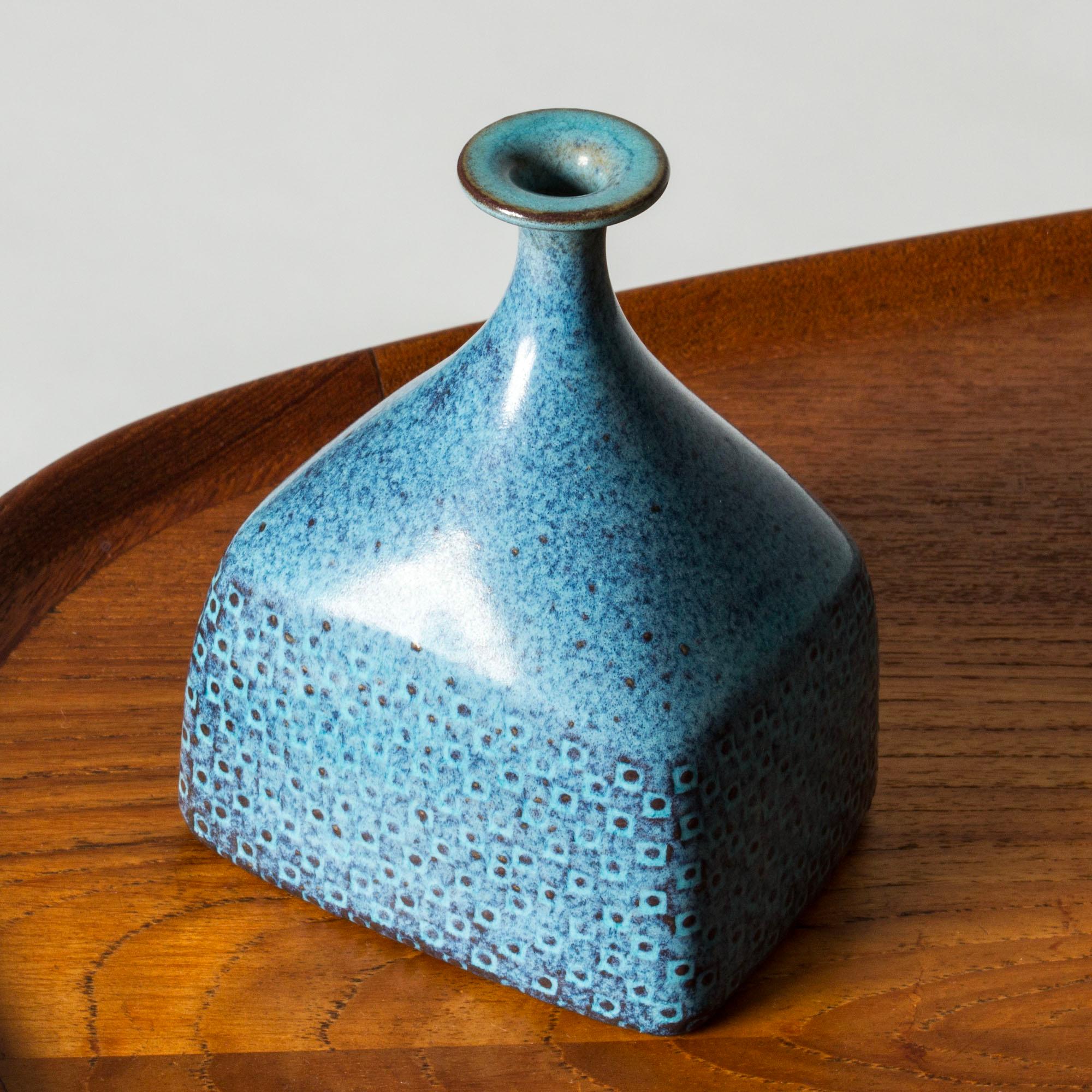 Swedish Scandinavian Modern Stoneware vase by Stig Lindberg, Gustavsberg, Sweden, 1950s For Sale