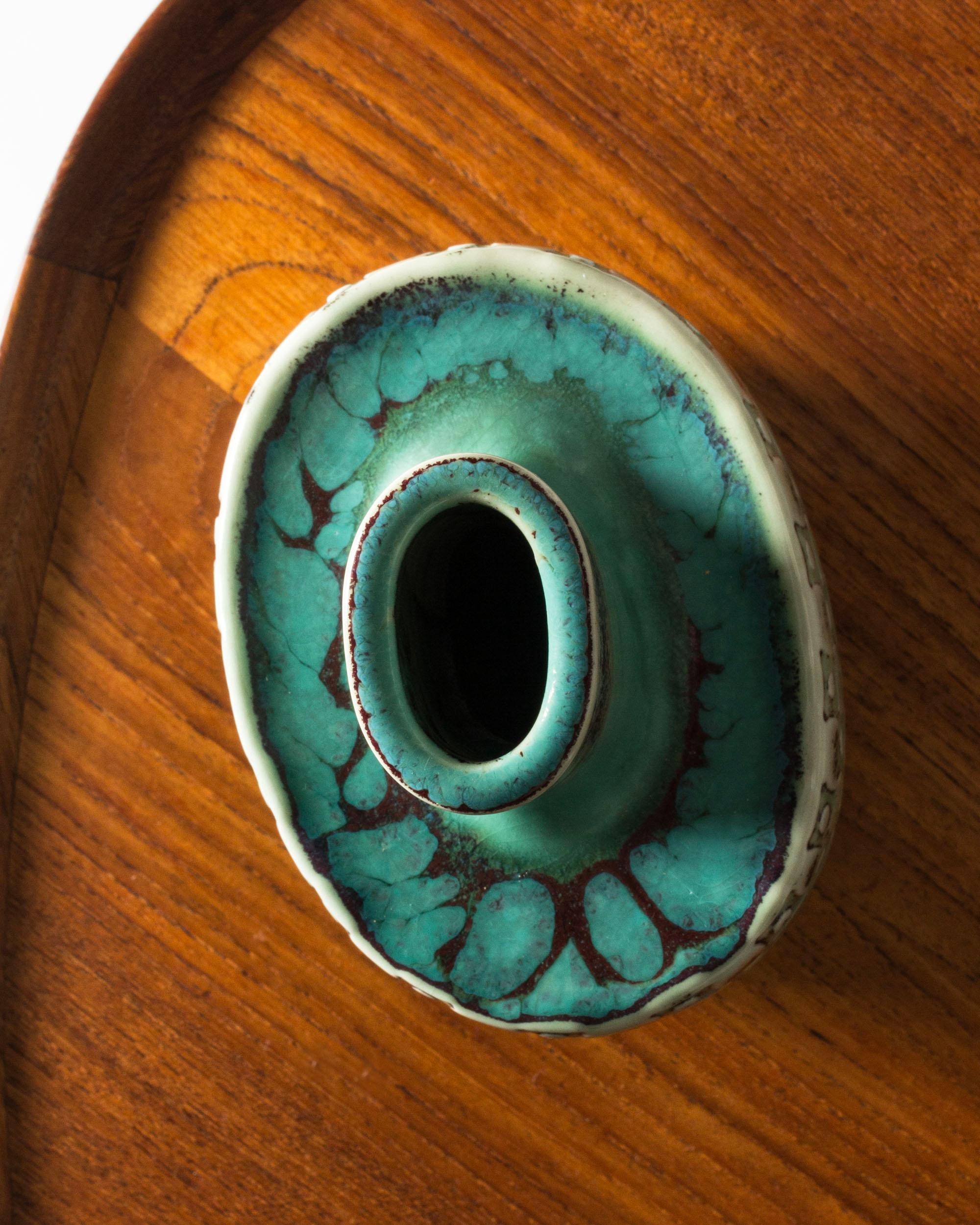 Scandinavian Modern Stoneware vase by Stig Lindberg, Gustavsberg, Sweden, 1950s In Good Condition For Sale In Stockholm, SE