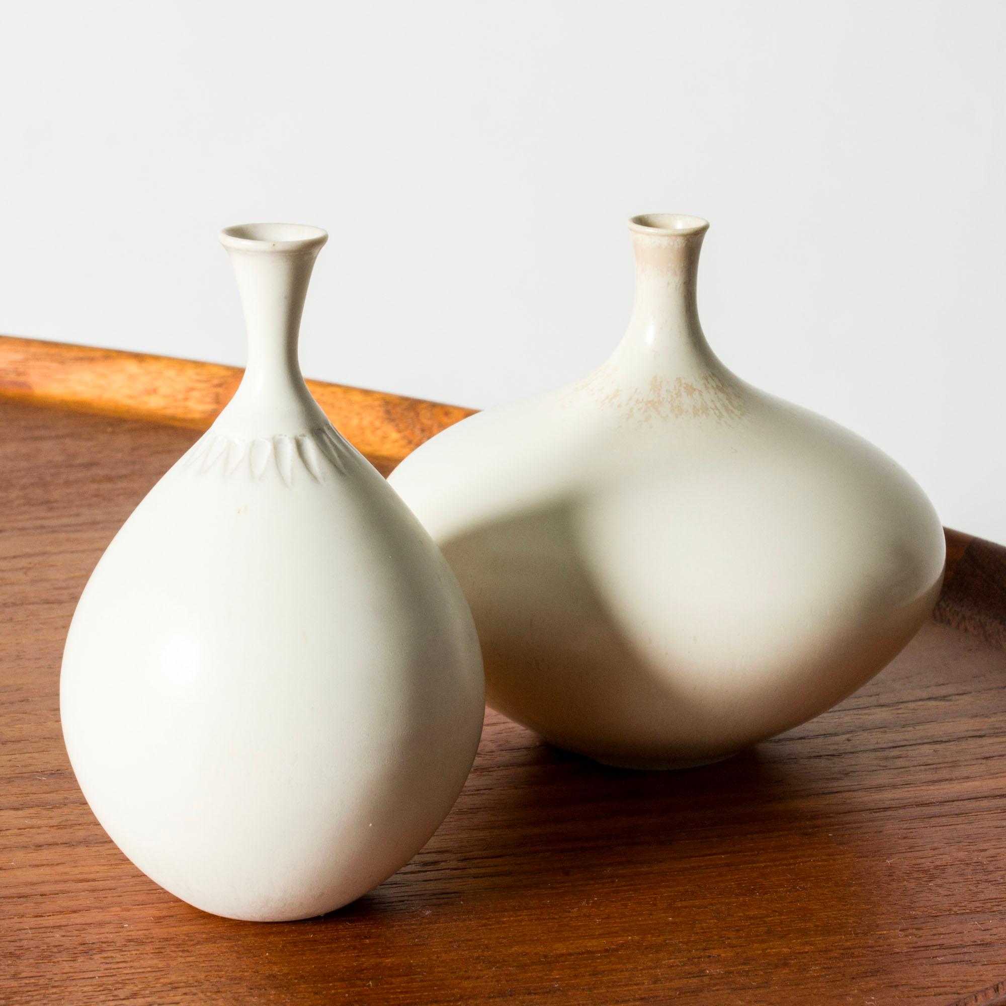 Vaso in gres di The Modern Scandinavian di Stig Lindberg, Gustavsberg, Svezia, anni '1950 in vendita 1