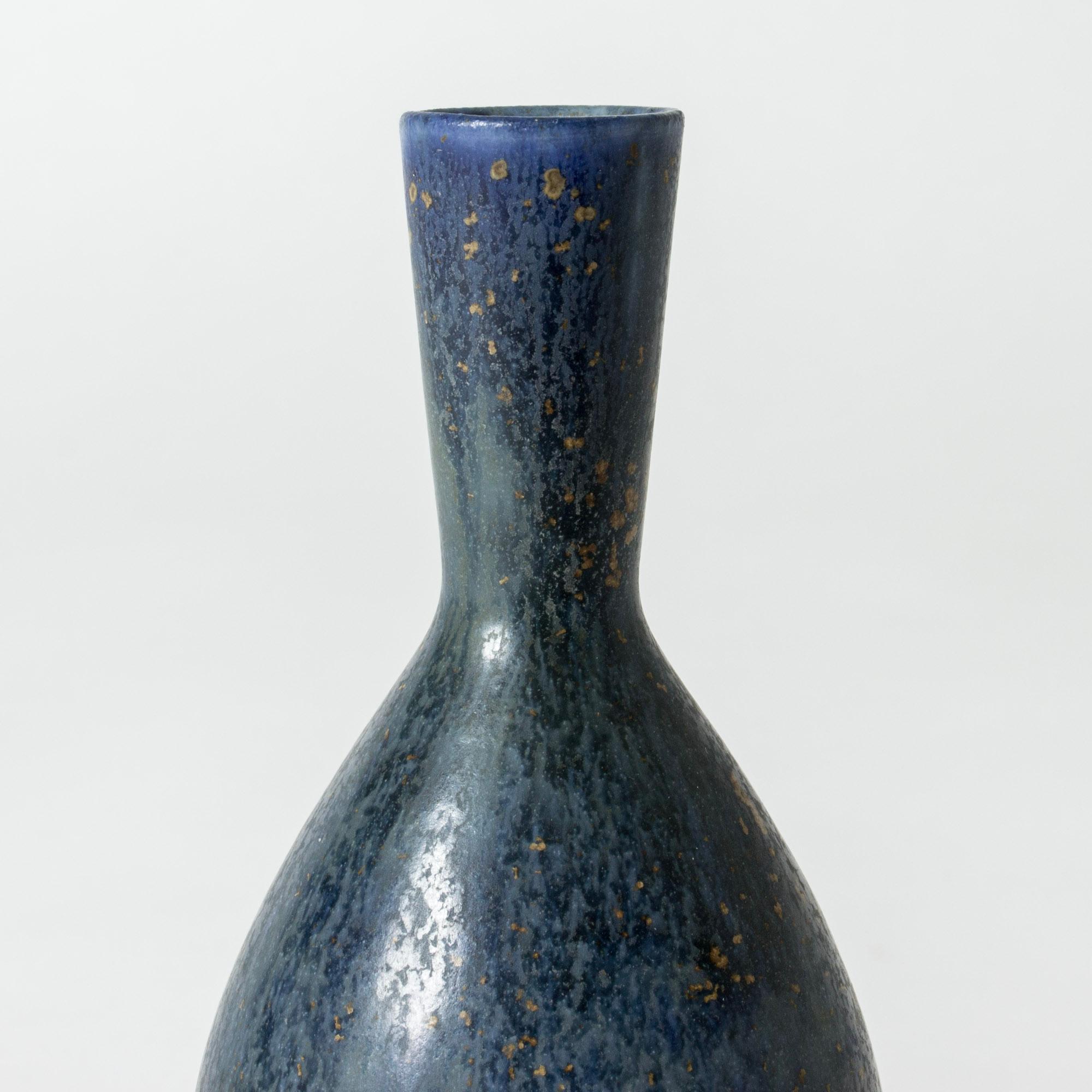 Swedish Scandinavian Modern Stoneware Vase, Carl-Harry Stålhane, Rörstrand, Sweden, 1950 For Sale