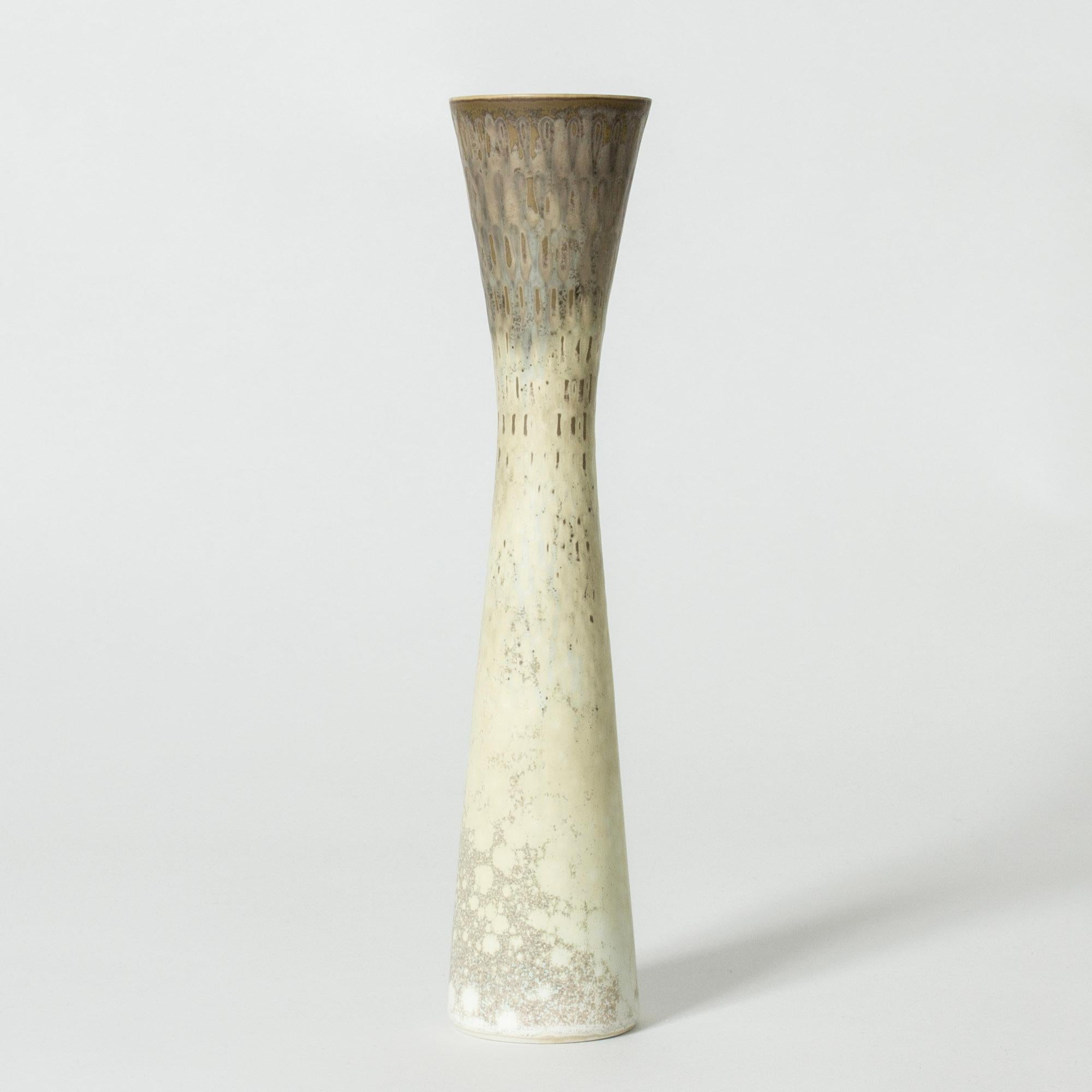 Scandinavian Modern Stoneware Vase, Carl-Harry Stålhane, Rörstrand, Sweden, 1950 In Good Condition For Sale In Stockholm, SE