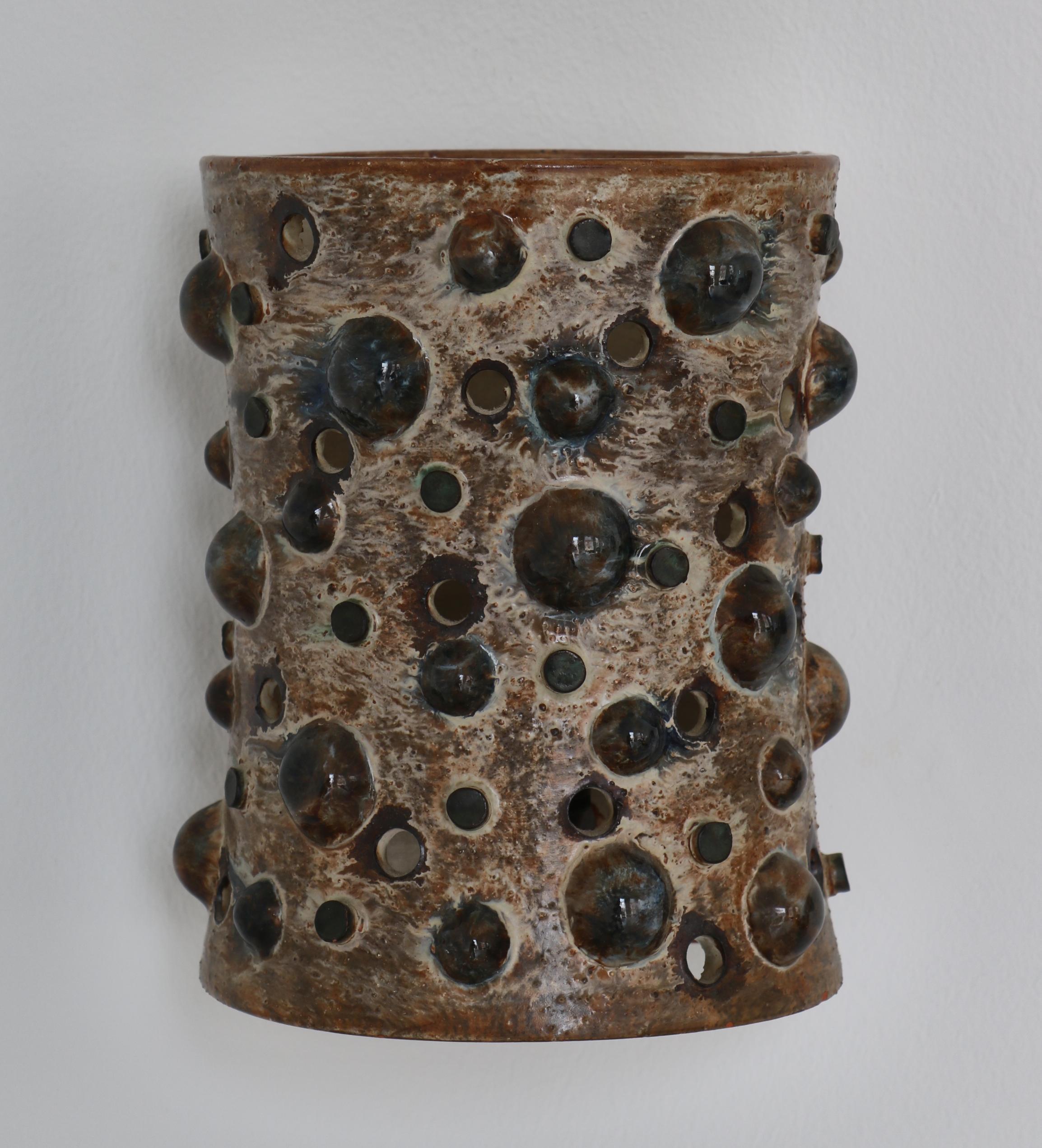 Skandinavische moderne Wandleuchter aus Steinzeug von Jette Hellerøe, Axella, Dänemark im Angebot 3