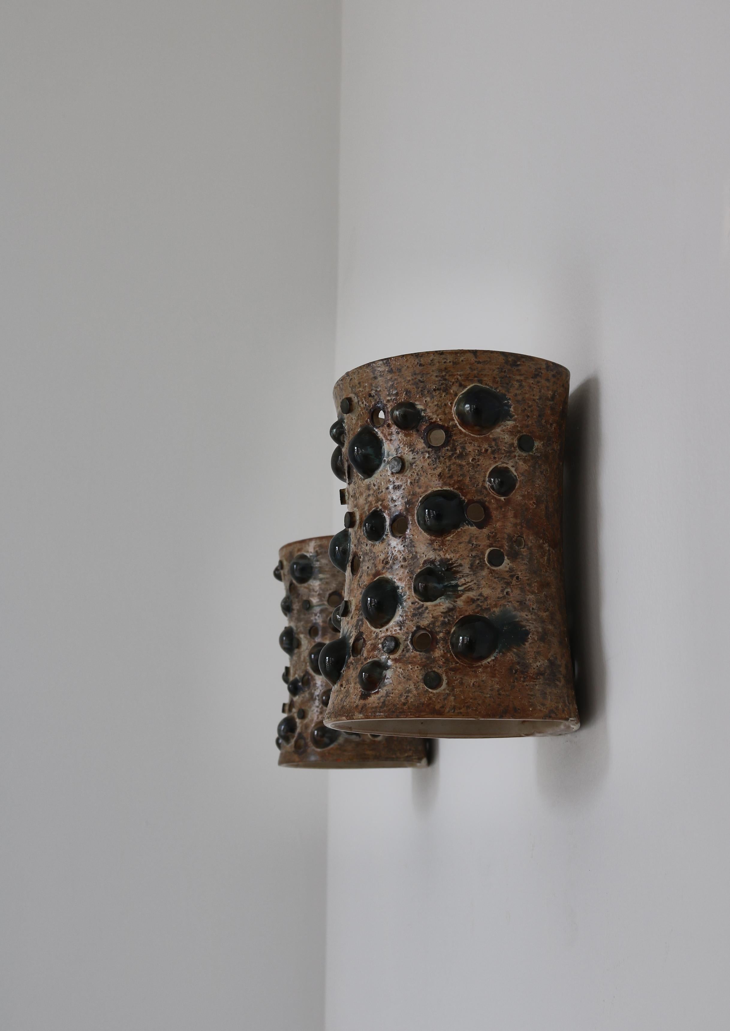 Skandinavische moderne Wandleuchter aus Steinzeug von Jette Hellerøe, Axella, Dänemark (Mitte des 20. Jahrhunderts) im Angebot