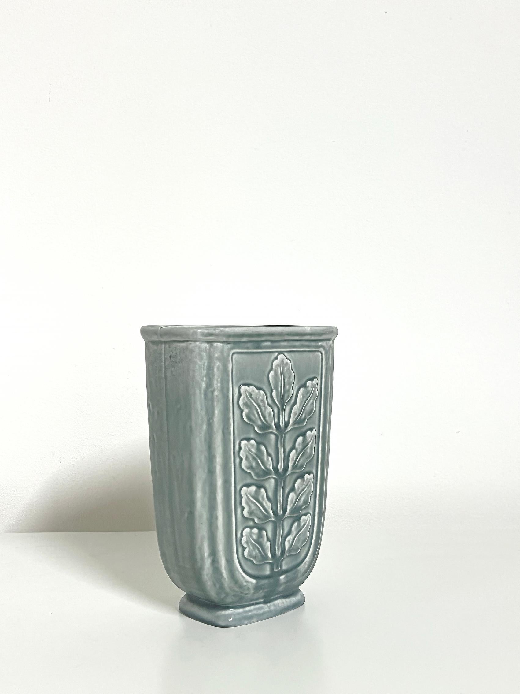 Scandinavian Modern Stonewear Vase by Gunnar Nylund for Rörstrand 1950's In Good Condition For Sale In Örebro, SE