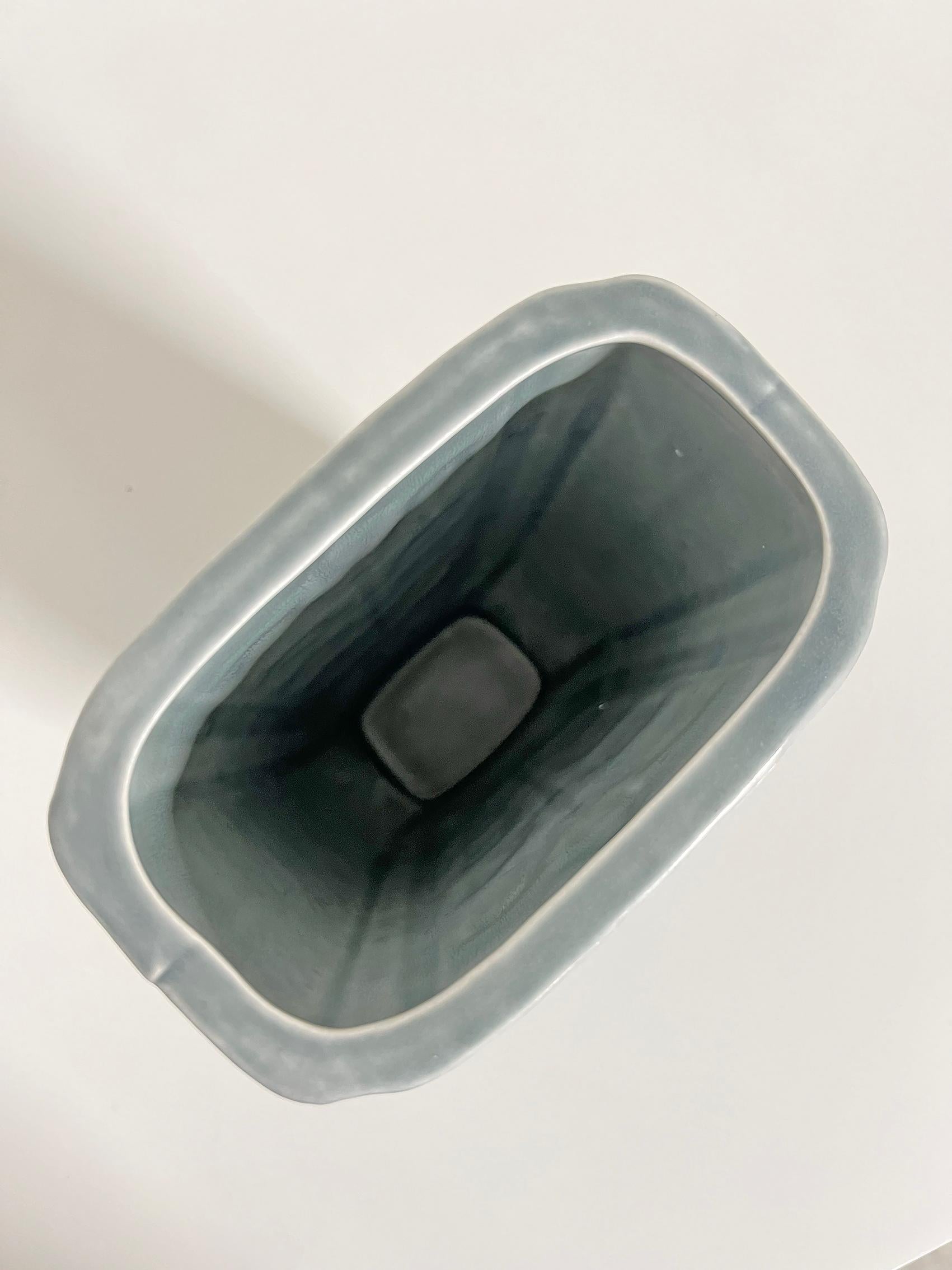 Metà XX secolo Vaso in pietra The Modern Scandinavian di Gunnar Nylund per Rörstrand, 1950 in vendita