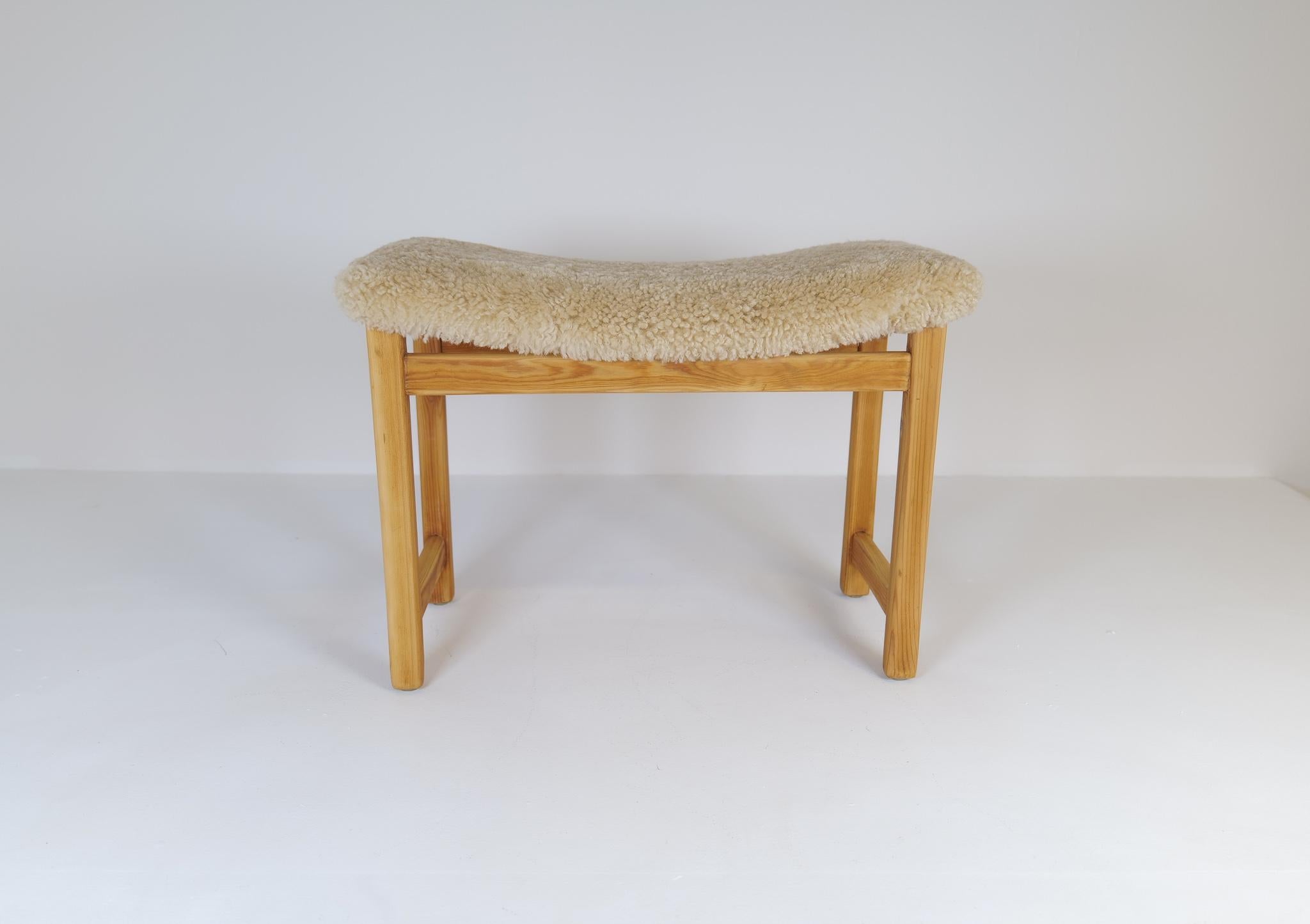 Late 20th Century Scandinavian Modern Stool Pine and Sheepskin, Sweden, 1970s For Sale