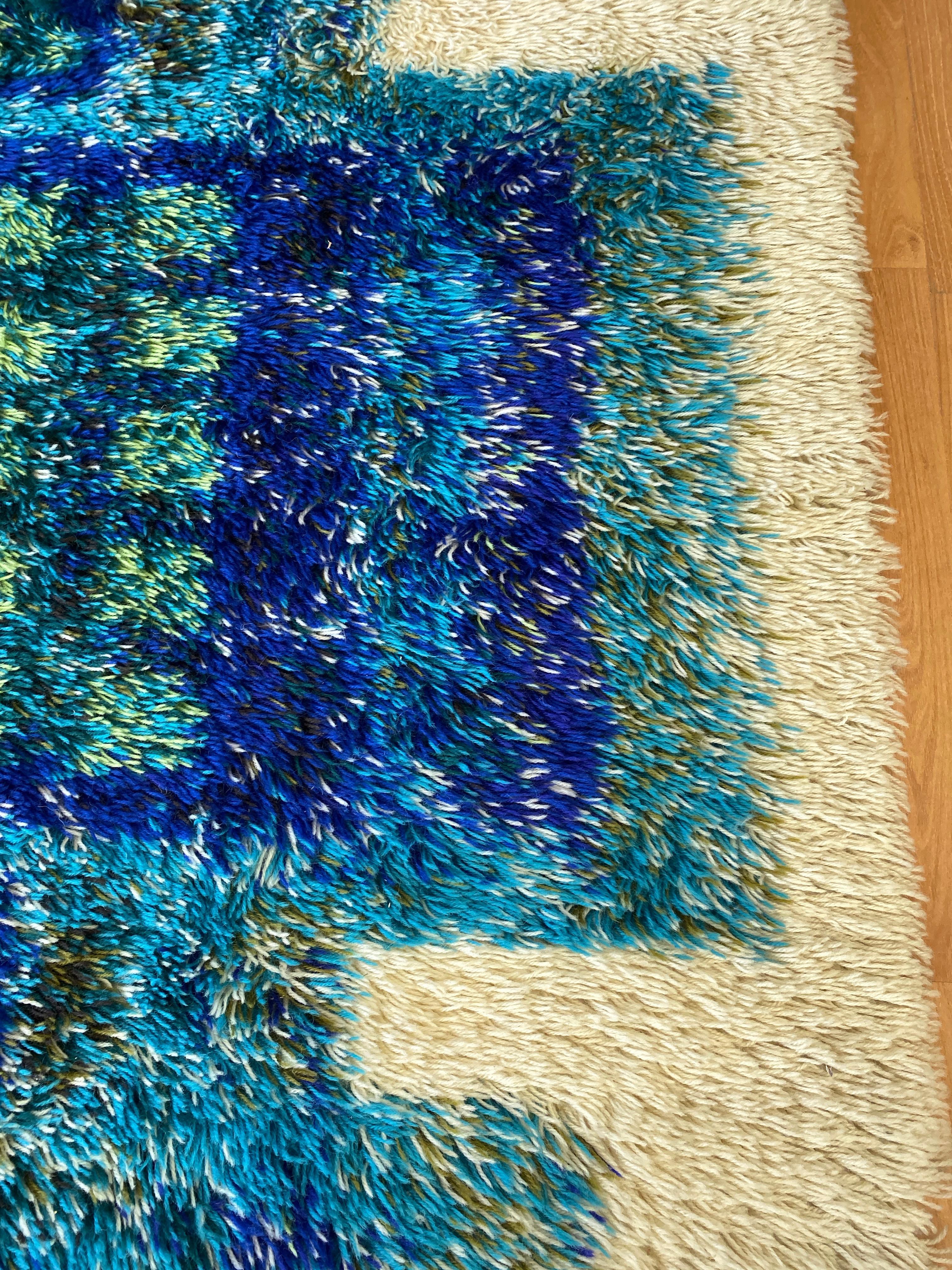 Scandinavian Modern-Style Blue & Green Geometric Design Wool Rya Rug, 1960s In Good Condition In San Francisco, CA
