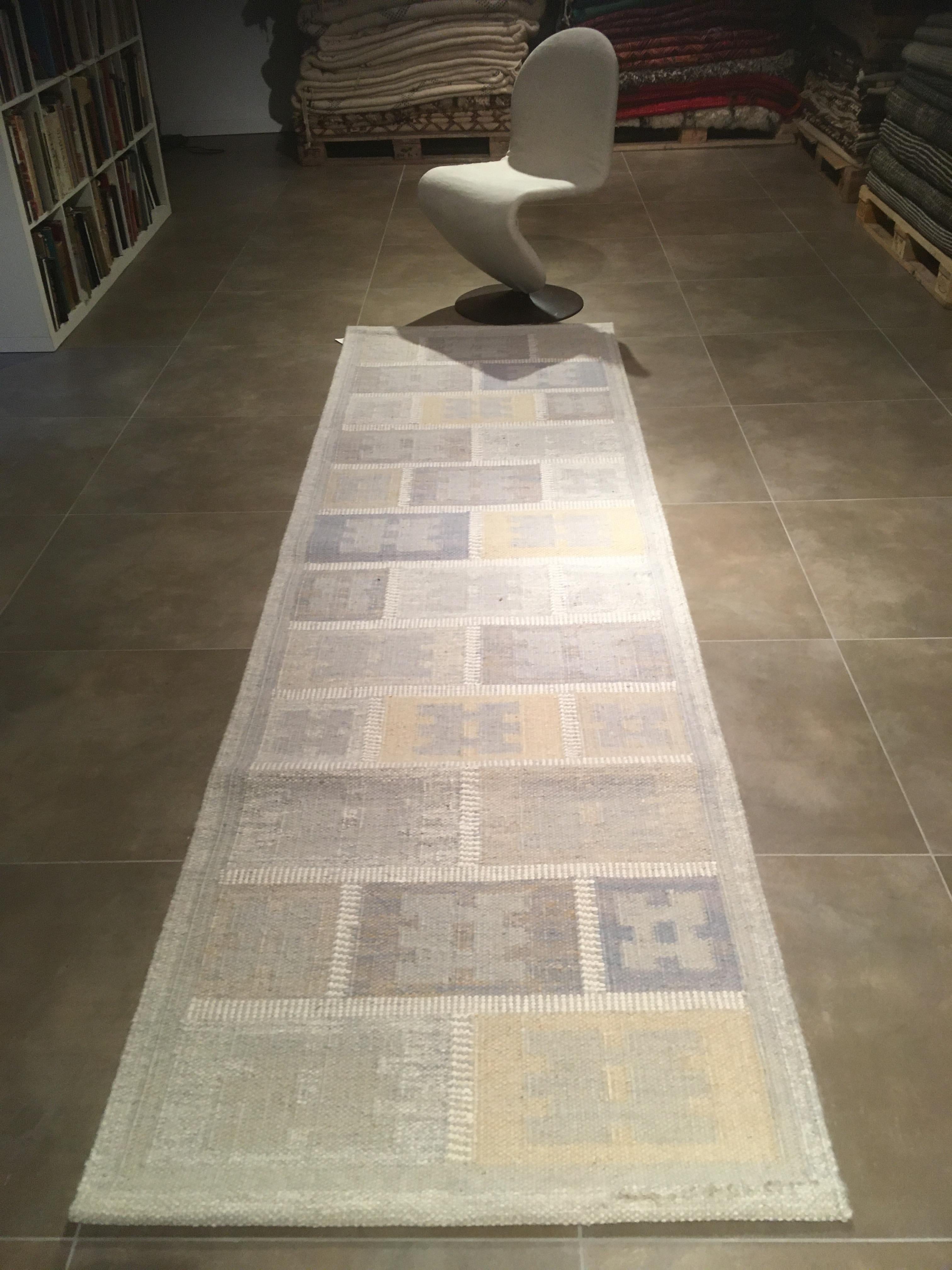 Scandinavian Modern Style Kilim Carpet In New Condition For Sale In Milan, IT
