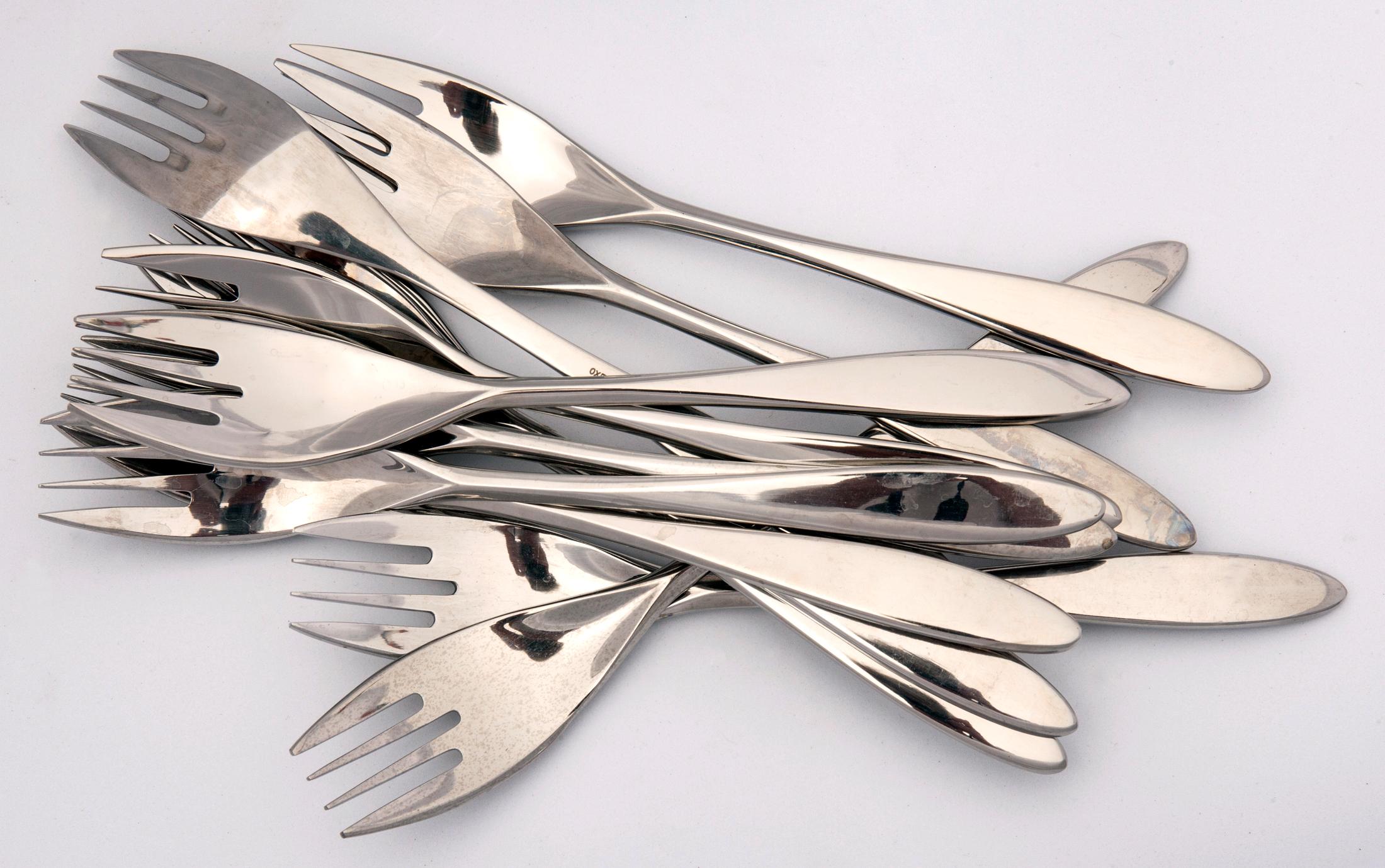 Scandinavian Modern Style Stainless-Steel Flatware by Oxford Hall; 60 pieces In Excellent Condition In Malibu, CA