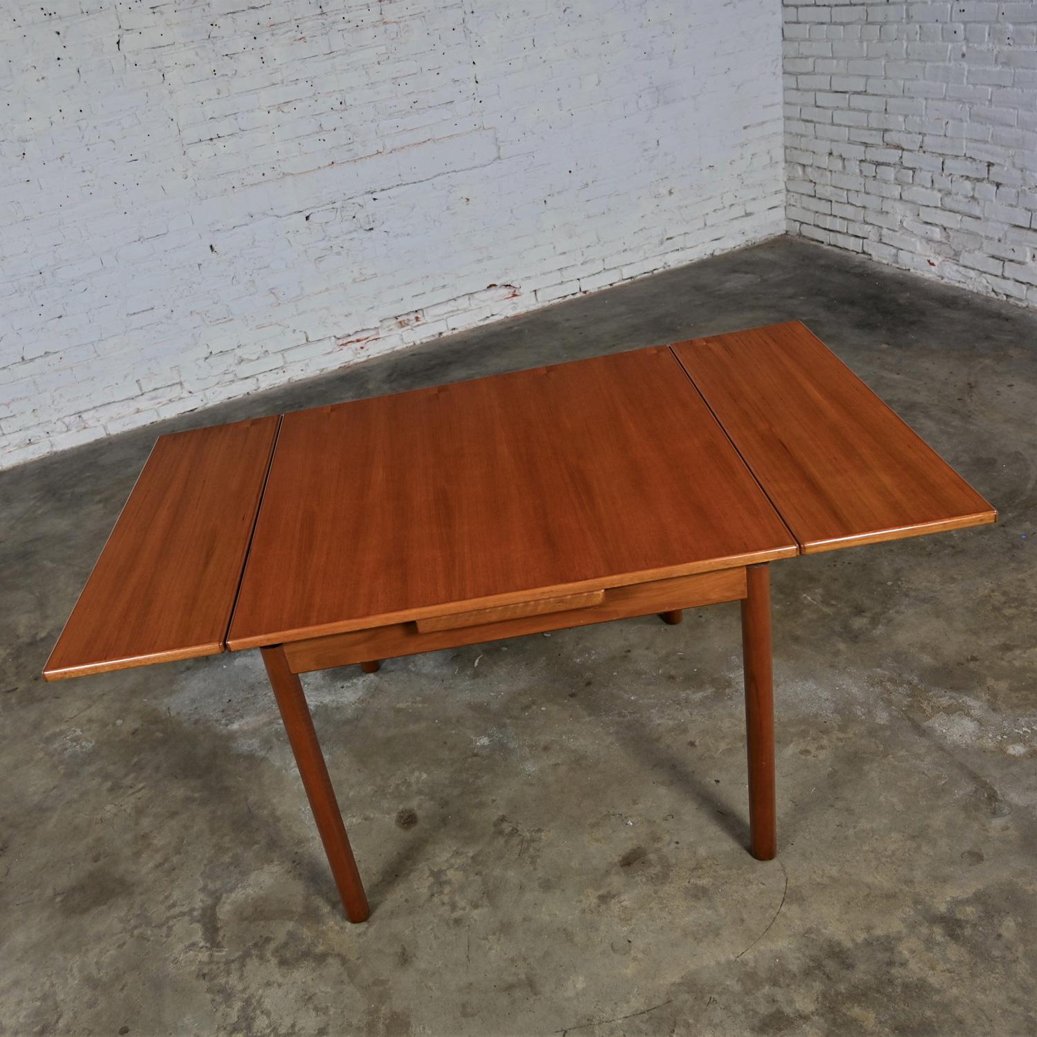 Scandinavian Modern Style Teak Square Extension Dining Table Made in Singapore For Sale 1