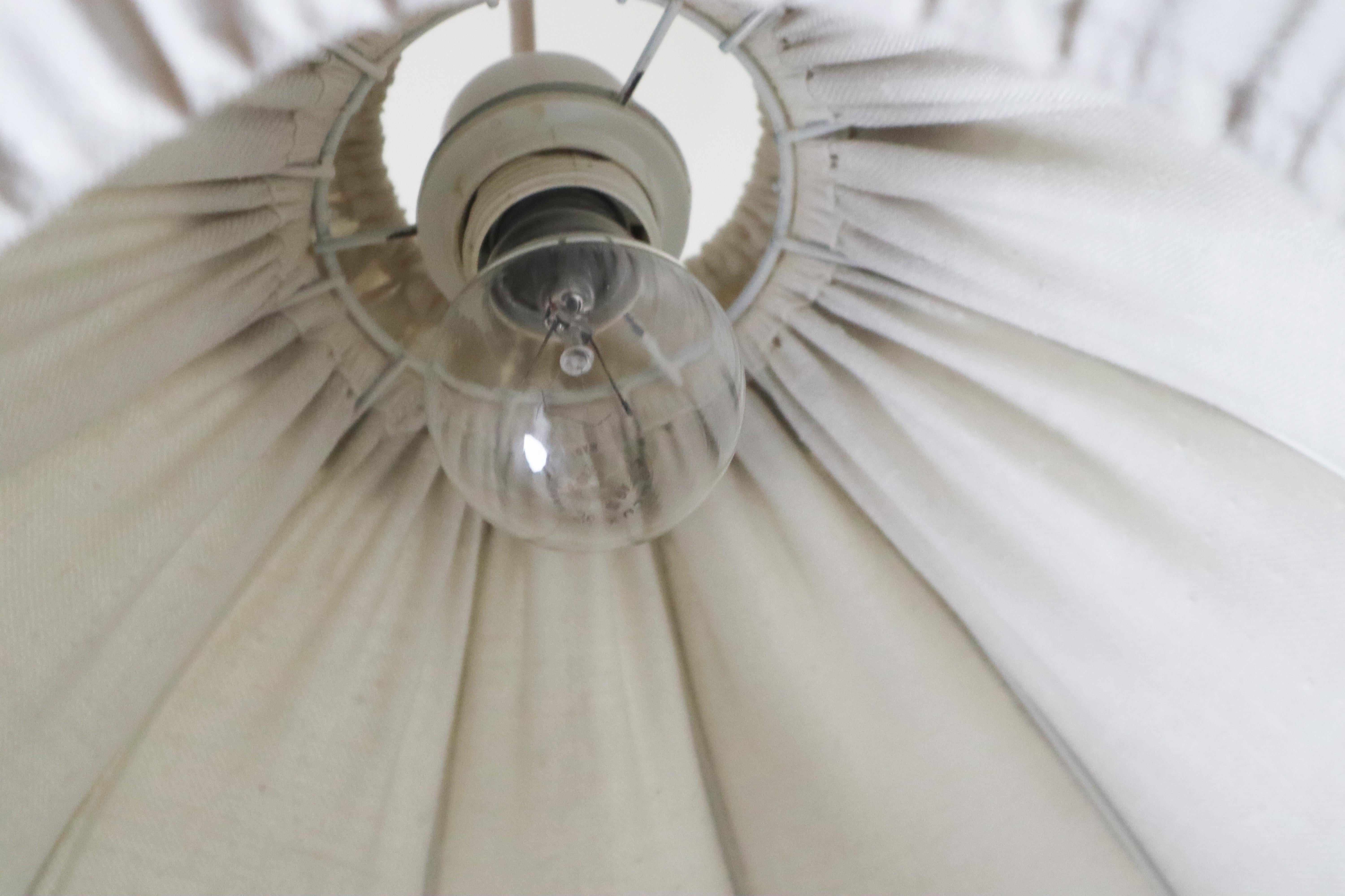 Scandinavo moderno Scandinavian Modern Swedish Pendant Lamp Made Of Pine Chipboard And Fabric in vendita