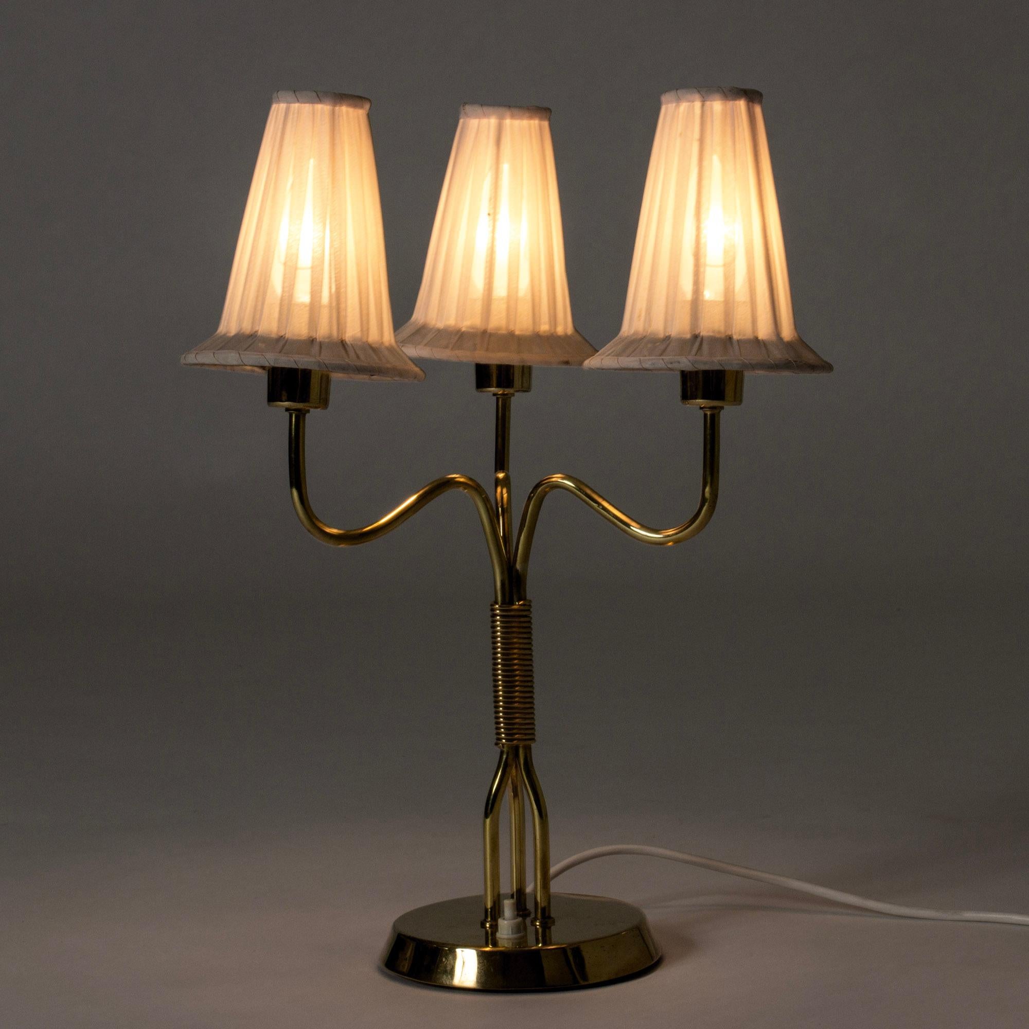 Scandinavian Modern Table Lamp, Hans Bergström, Ateljé Lyktan, Sweden, 1940s For Sale 1