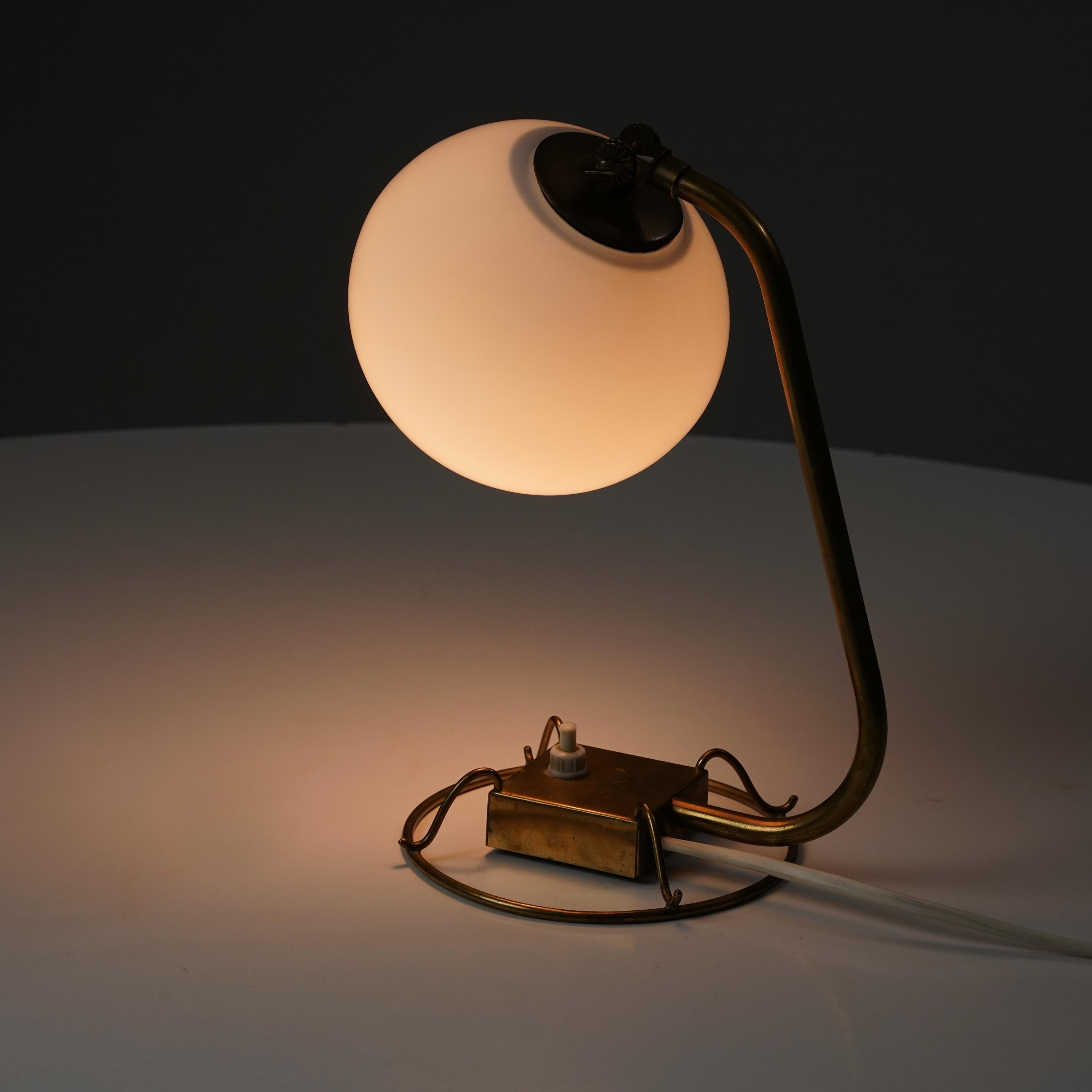 Mid-20th Century Scandinavian Modern Table Lamp, Idman Oy, 1950s  For Sale