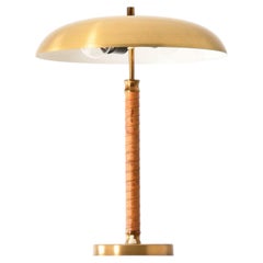 Lampada da tavolo in stile moderno scandinavo in ottone e pelle di Boréns, anni '50