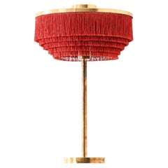 Lámpara de mesa de estilo moderno escandinavo en latón y seda, de Hans-Agne Jakobsson, década de los 50