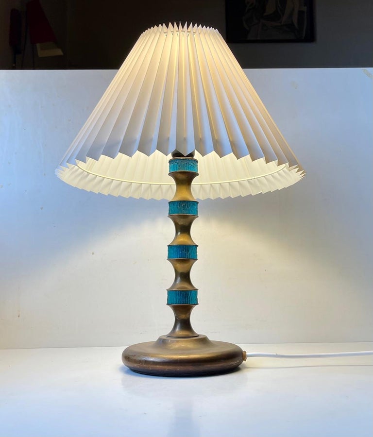 Scandinavian Modern Table Lamp in Brass & Blue Glass by Vitrika, 1960s For Sale 3