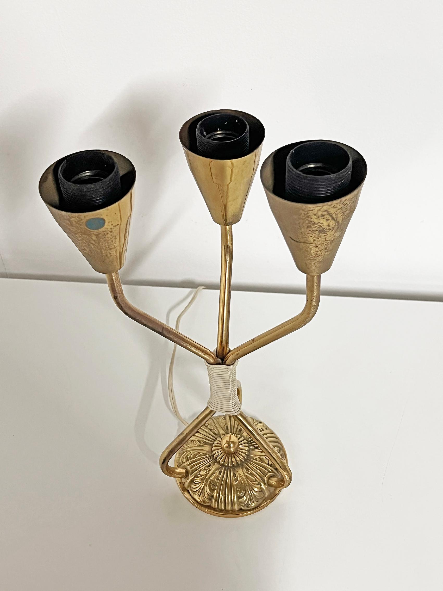Lampe de table moderne scandinave en laiton, Edvard Hagman, EHAB, vers 1940-50's en vente 1