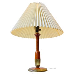 Scandinavian Modern Table Lamp in Walnut and Brass, 1950s