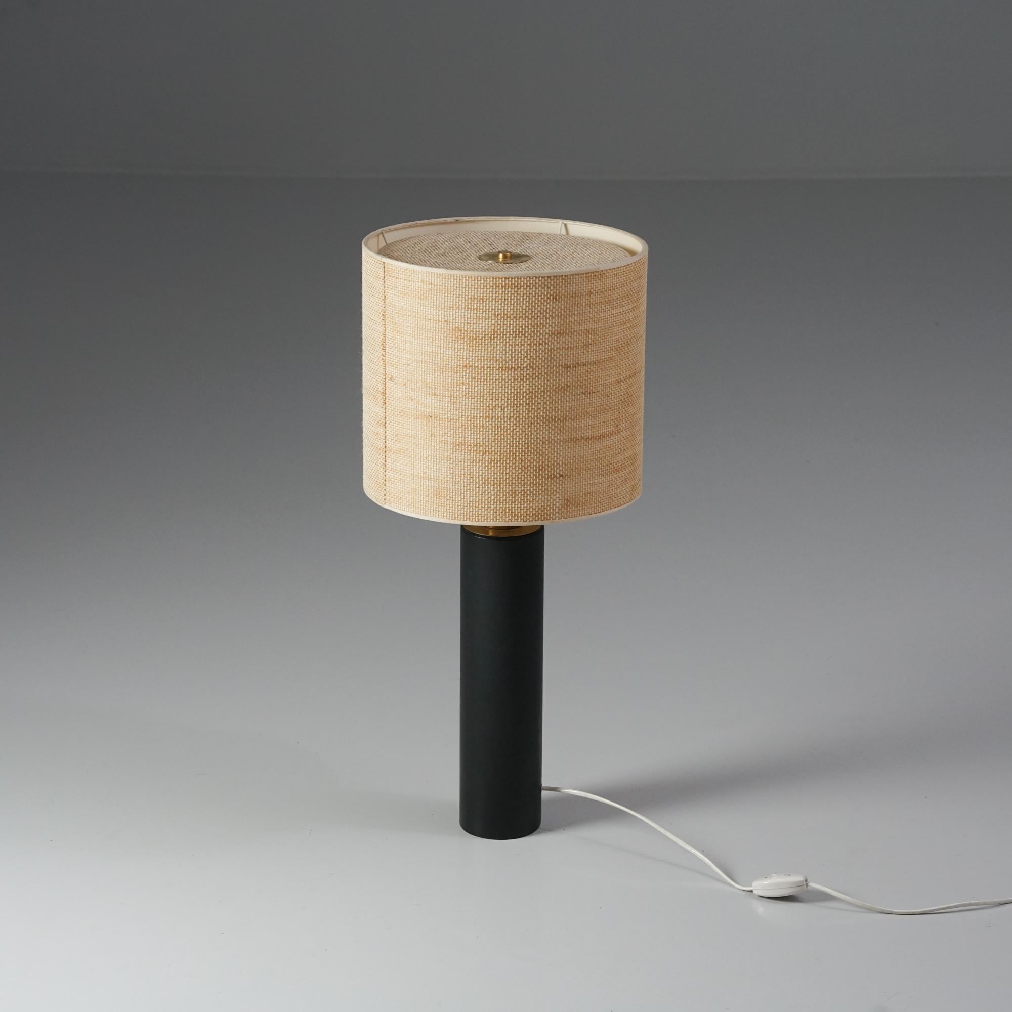 Scandinavo moderno Lampada da tavolo The Modern Scandinavian, Lisa Johansson-Pape, Orno Oy, anni '60 in vendita