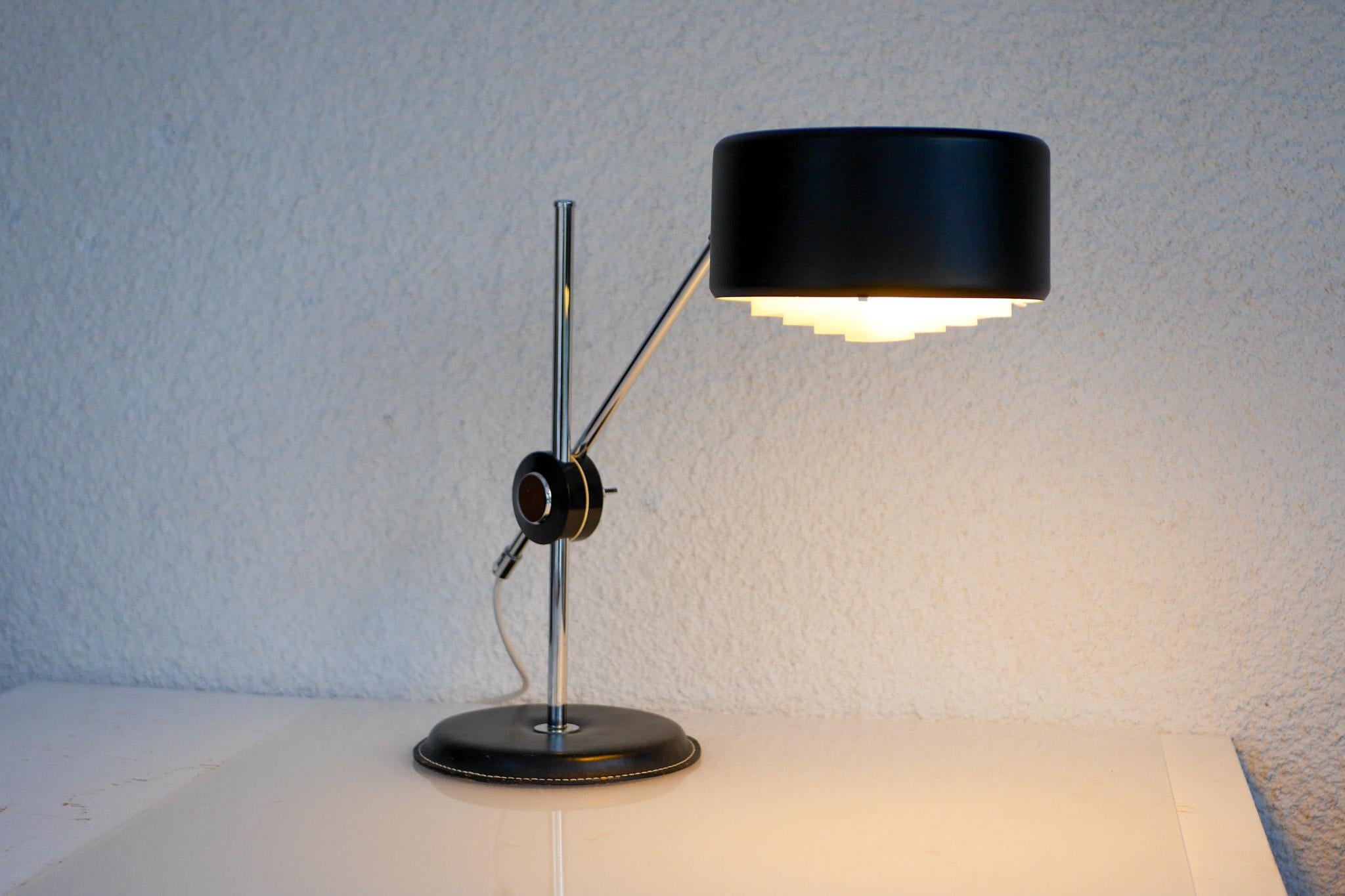Scandinavian modern table lamp, 
