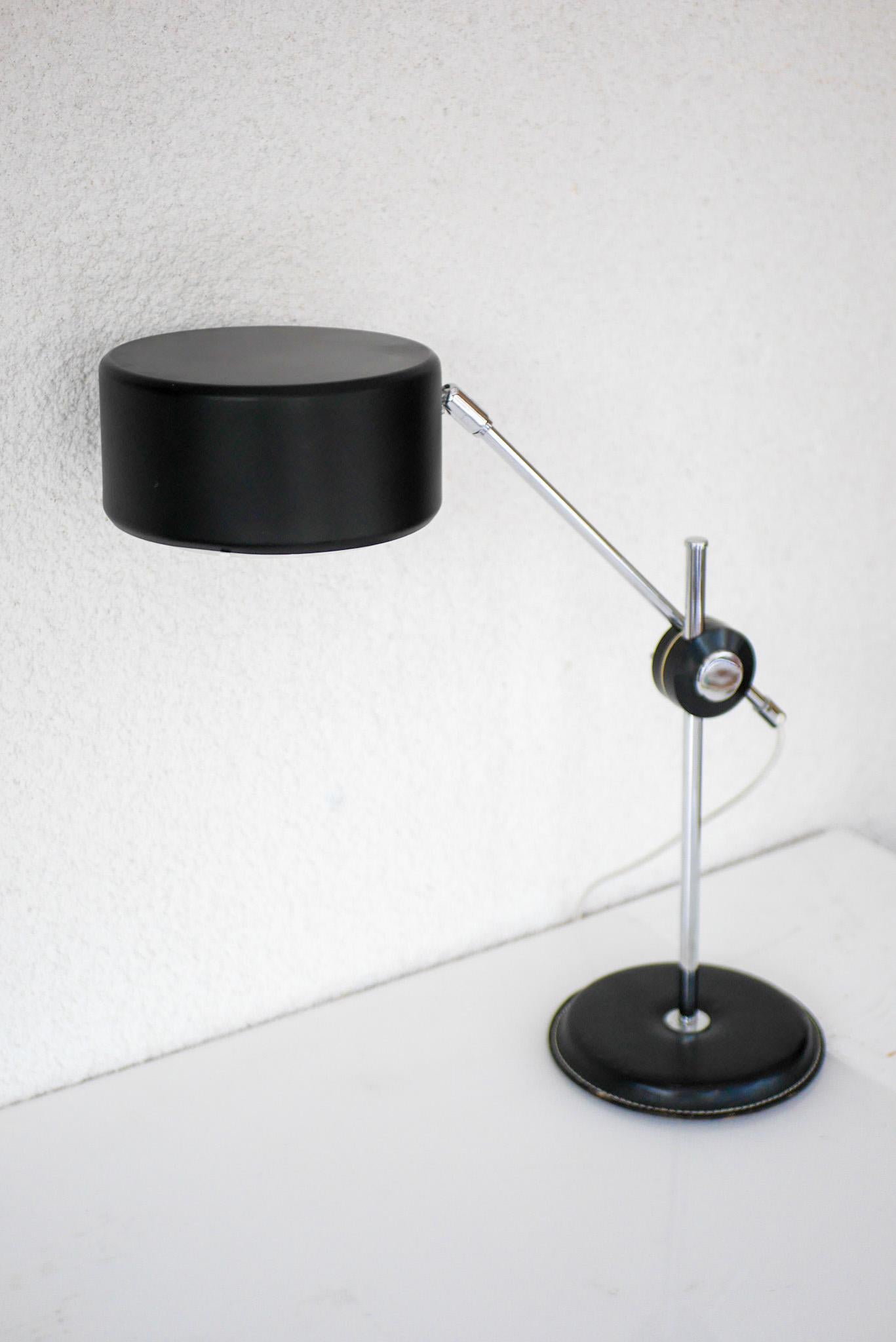 Scandinavian modern table lamp, 