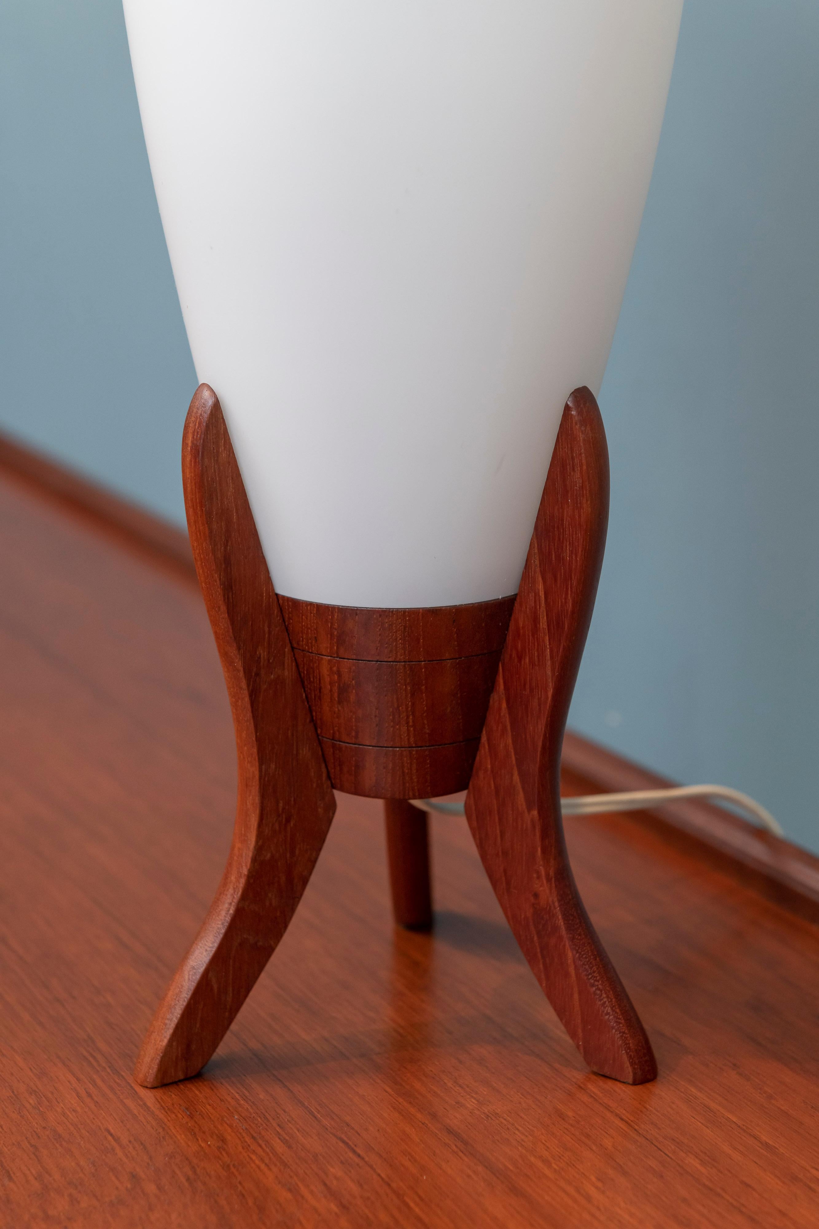 Scandinavian Modern Table Lamps In Good Condition In San Francisco, CA