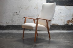 The Modern Scandinavian Schienale Alto Facile Sedia- COM Ready