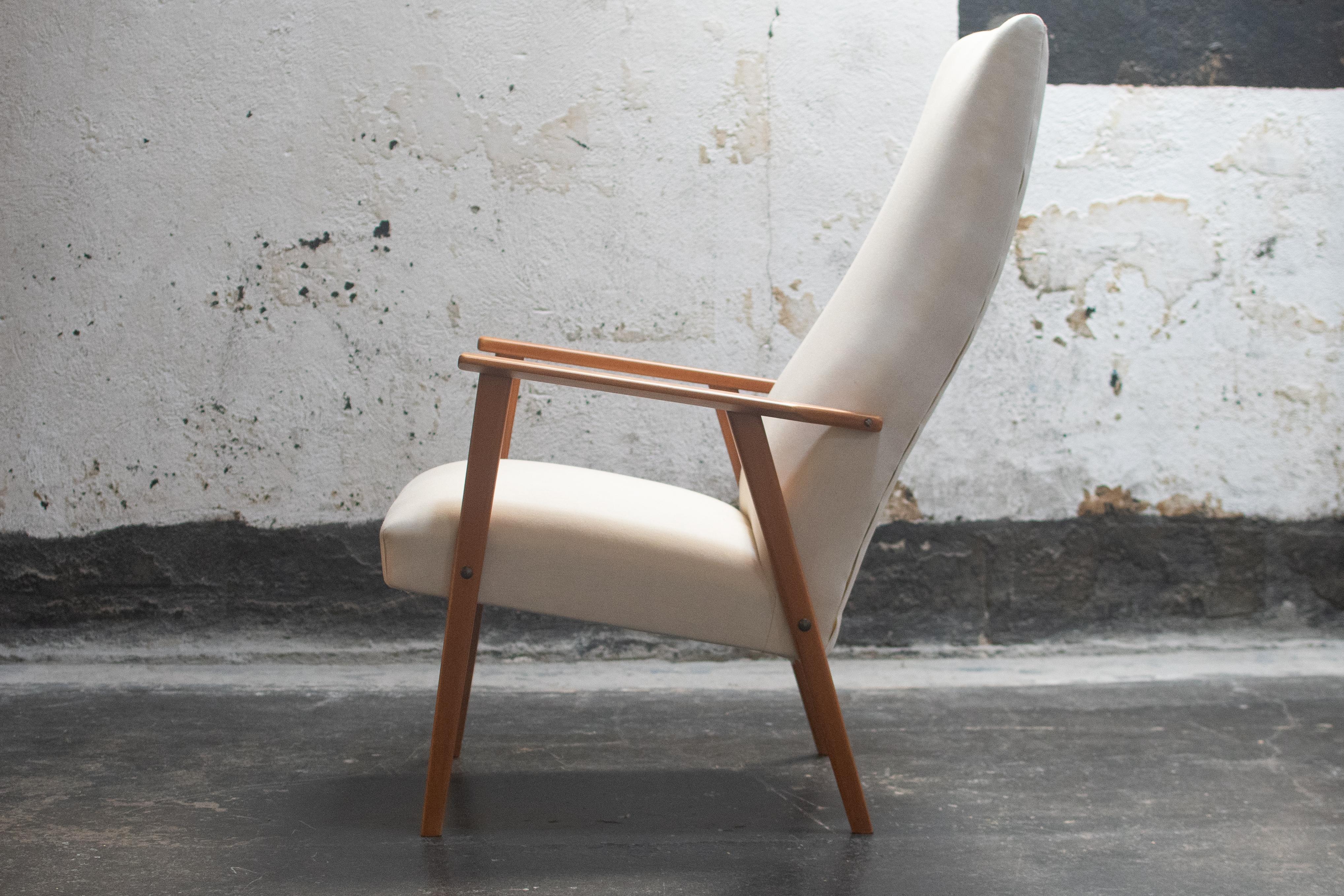 Mid-20th Century Scandinavian Modern Tall Back Easy  Chair- COM Ready For Sale