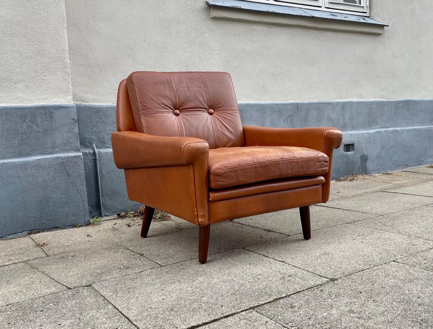 Scandinavian Modern Tanned Leather Lounge Chair by Georg Thams, 1960s 4