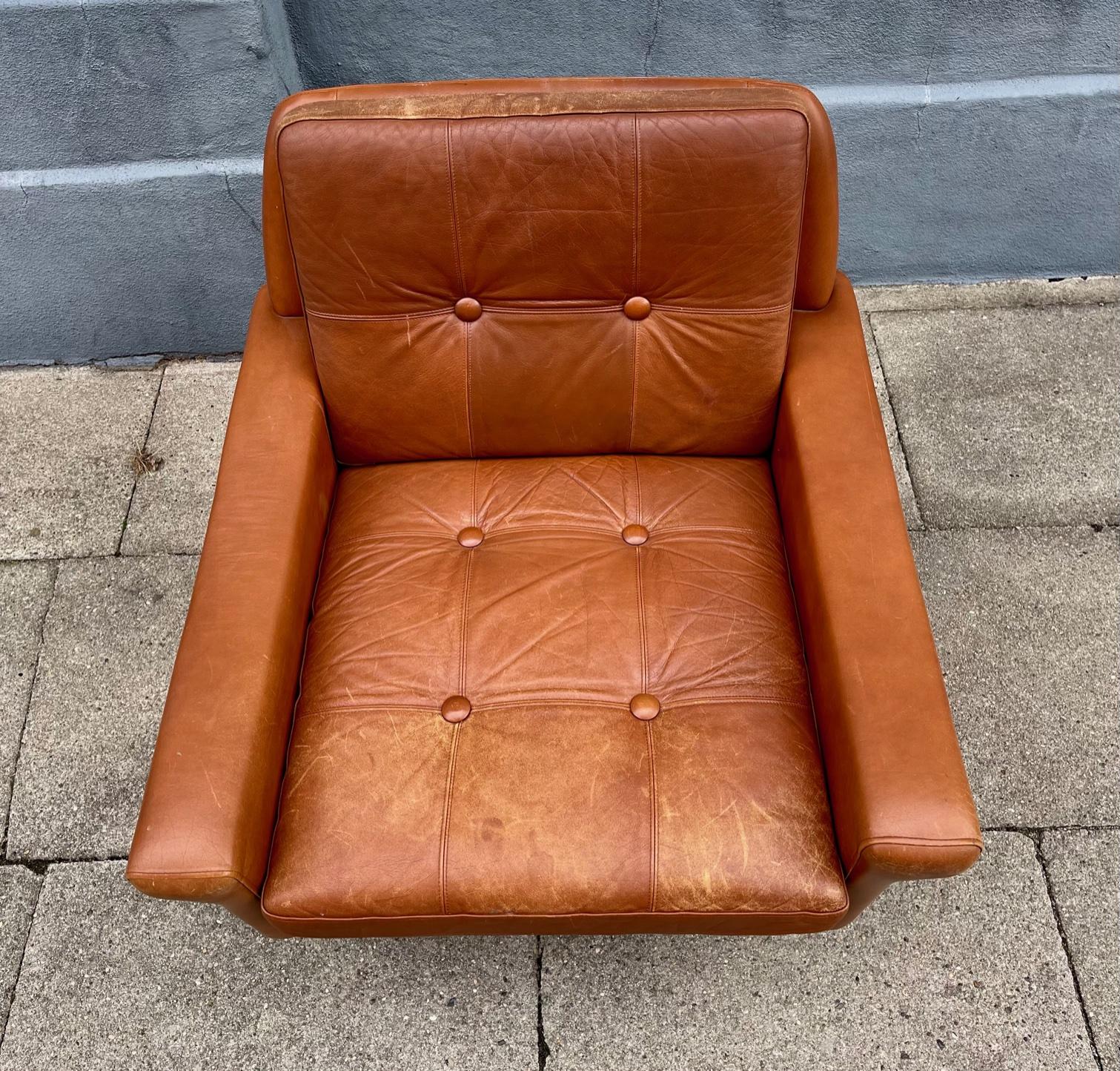 Danish Scandinavian Modern Tanned Leather Lounge Chair by Georg Thams, 1960s