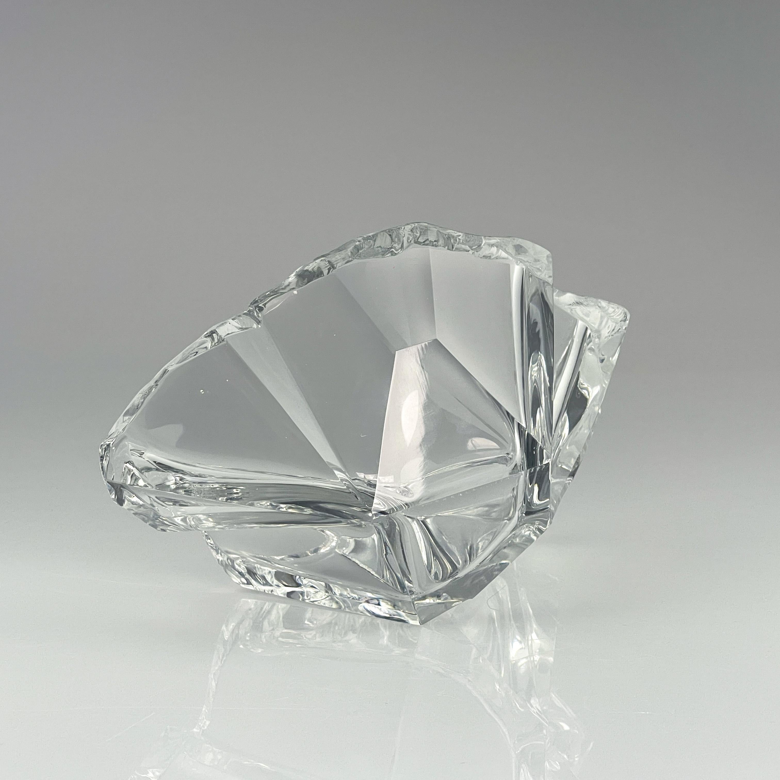 Scandinavian Modern Tapio Wirkkala Crystal Glass Art Bowl Handblown Iittala 1960 4