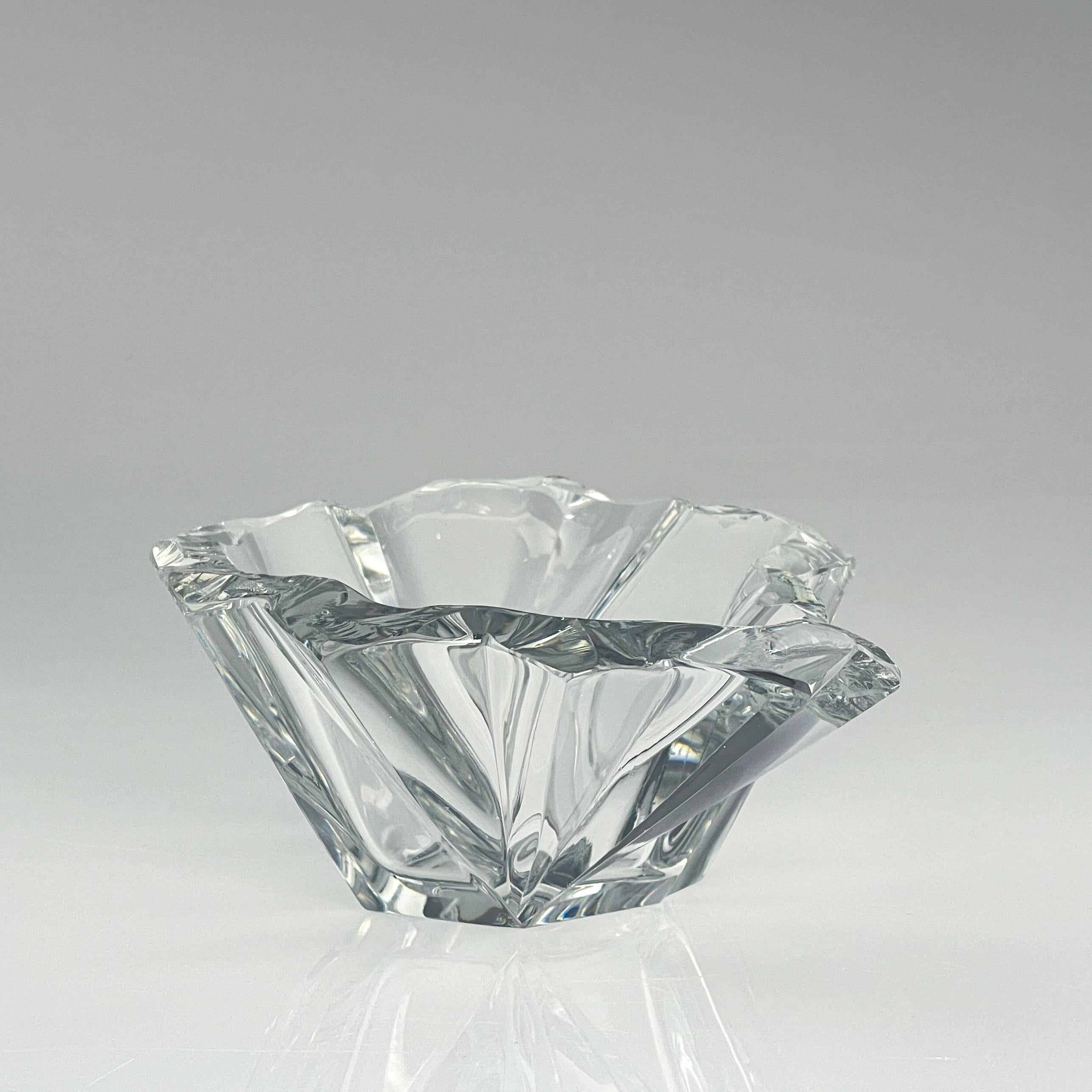Scandinavian Modern Tapio Wirkkala Crystal Glass Art Bowl Handblown Iittala 1960 In Good Condition In EL Waalre, NL