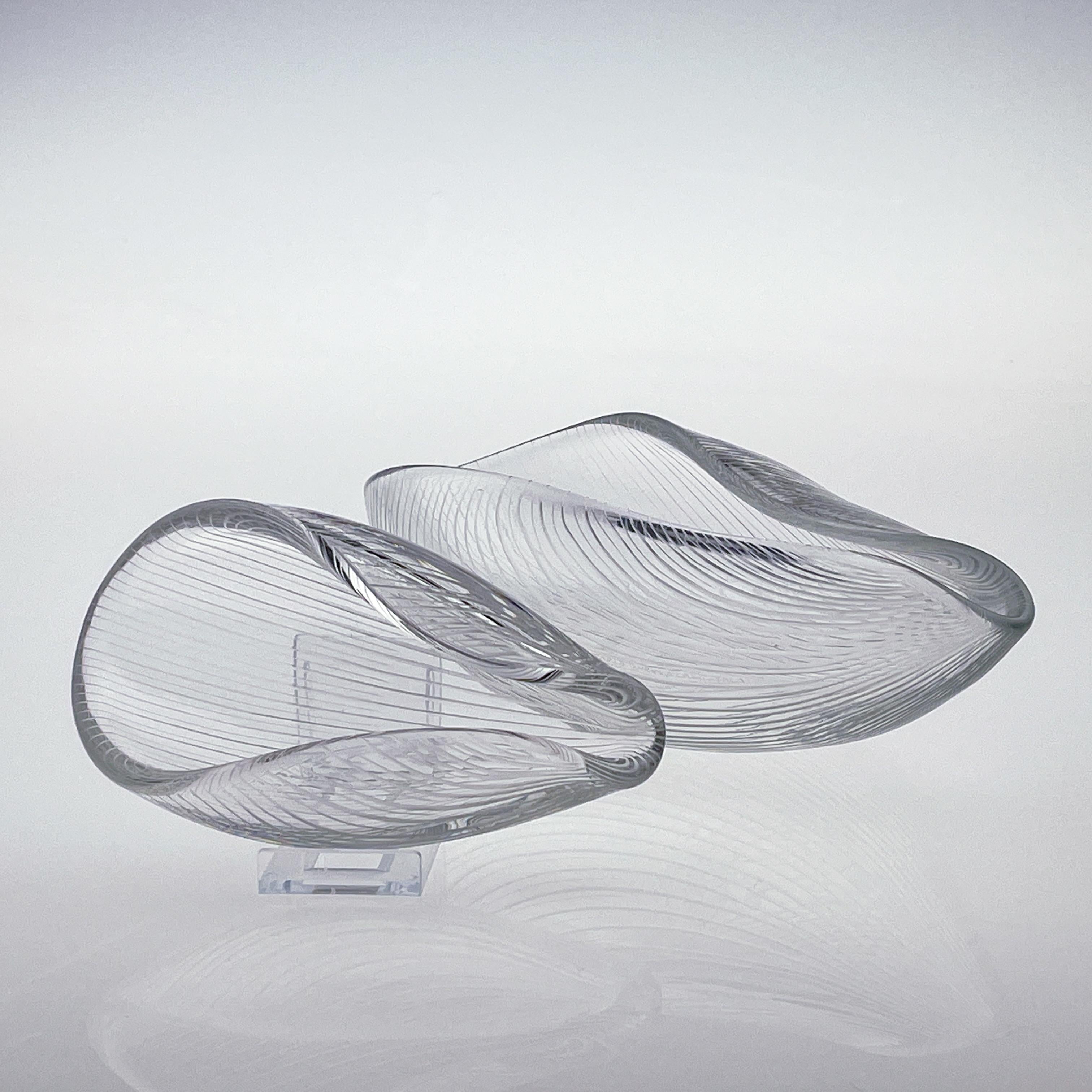 Scandinavian Modern Tapio Wirkkala Two Line Cut Crystal Art Bowls Handblown  For Sale 2