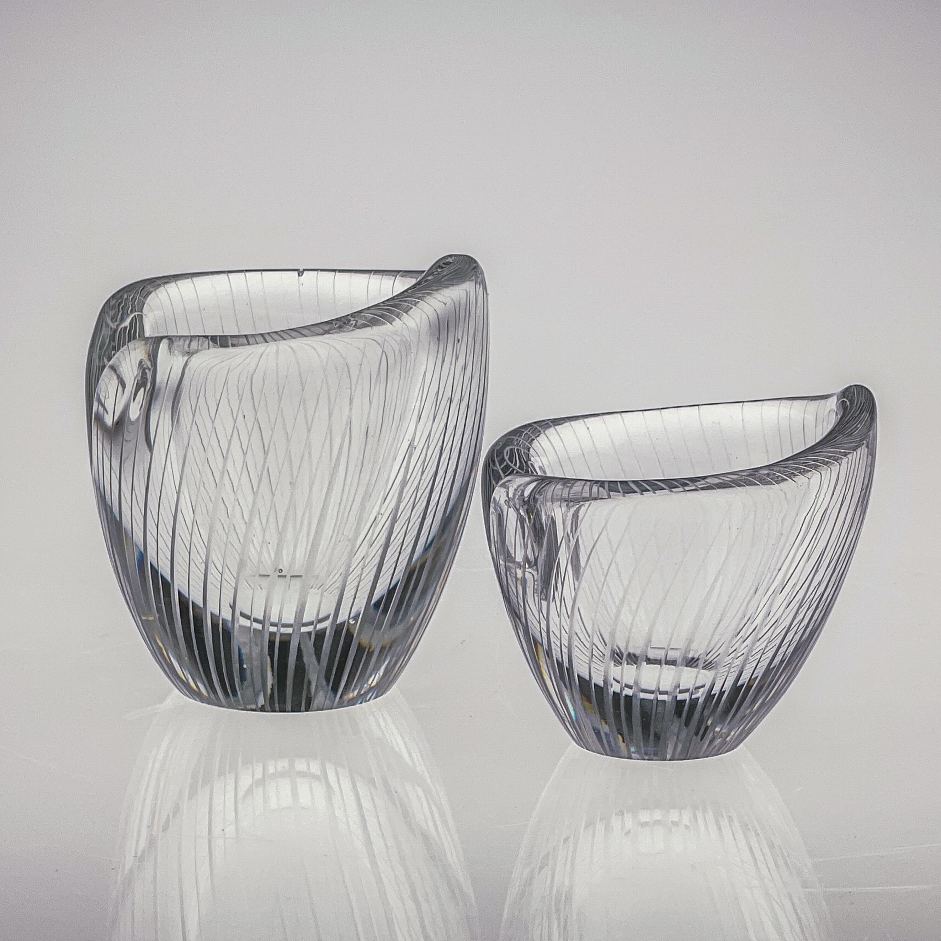 Scandinavian Modern Tapio Wirkkala Two Line Cut Crystal Art Objects Handblown  In Good Condition For Sale In EL Waalre, NL