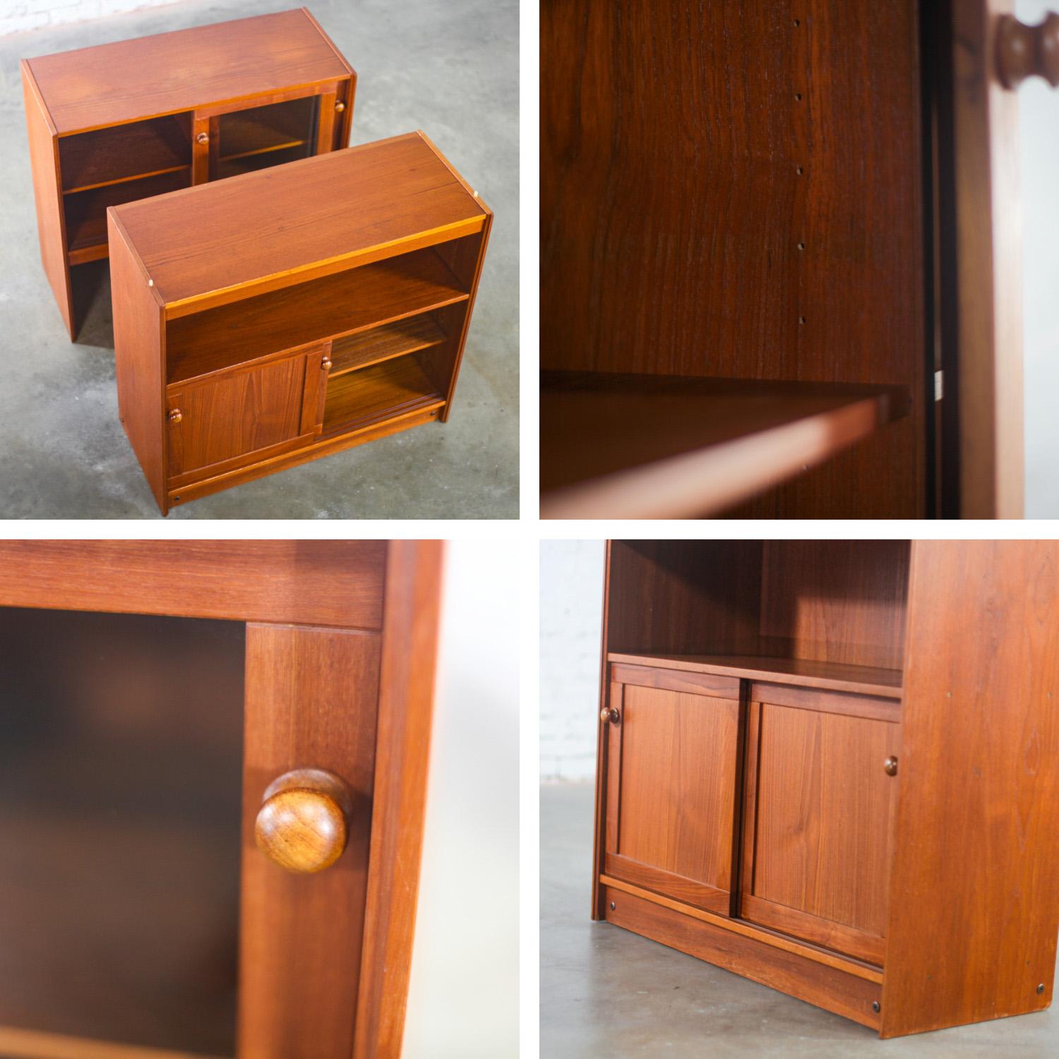 Scandinavian Modern Teak 2 Piece Display Cabinet or Bookcase Made in Denmark For Sale 12